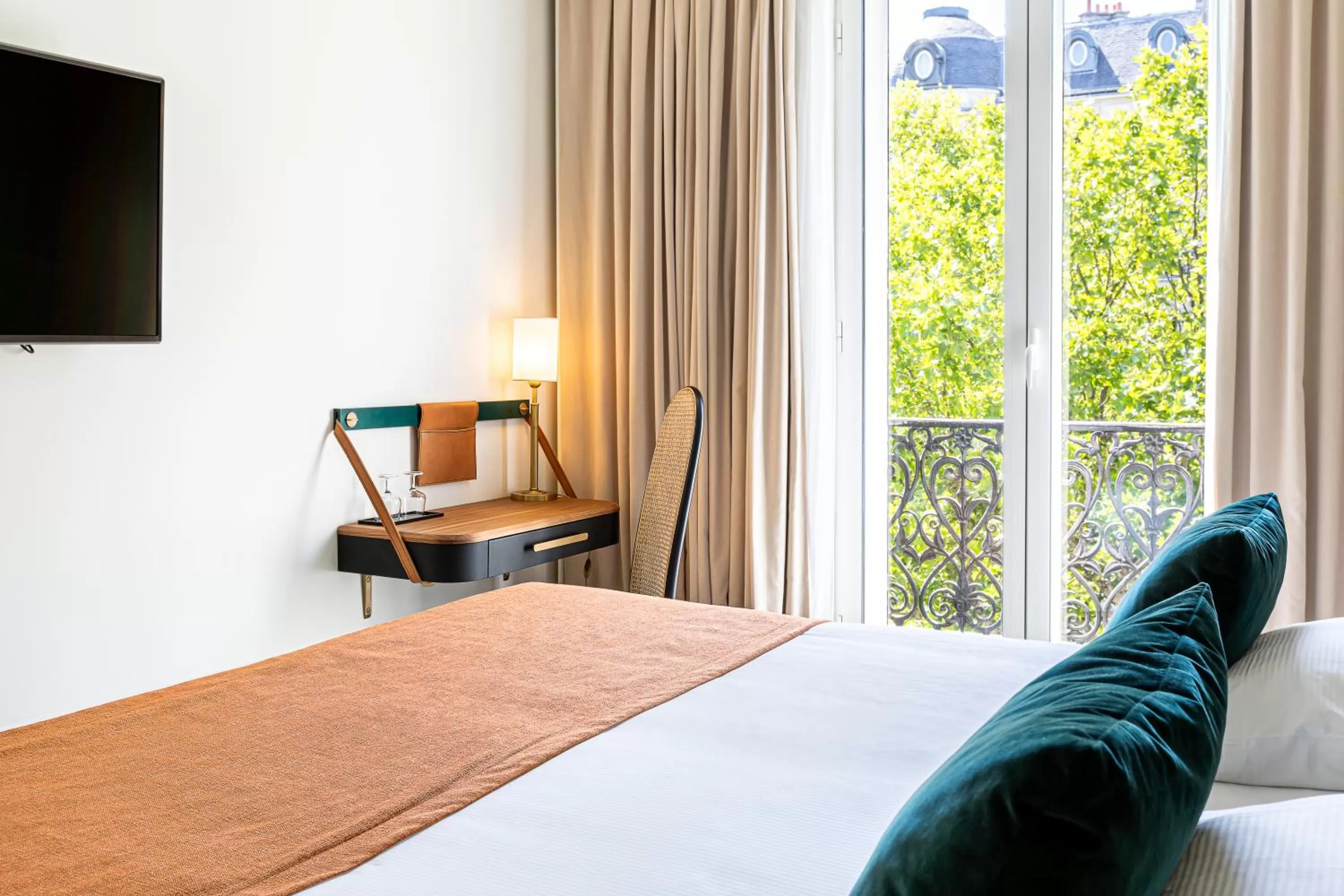 TV and multimedia, Bed in Hotel Le Friedland