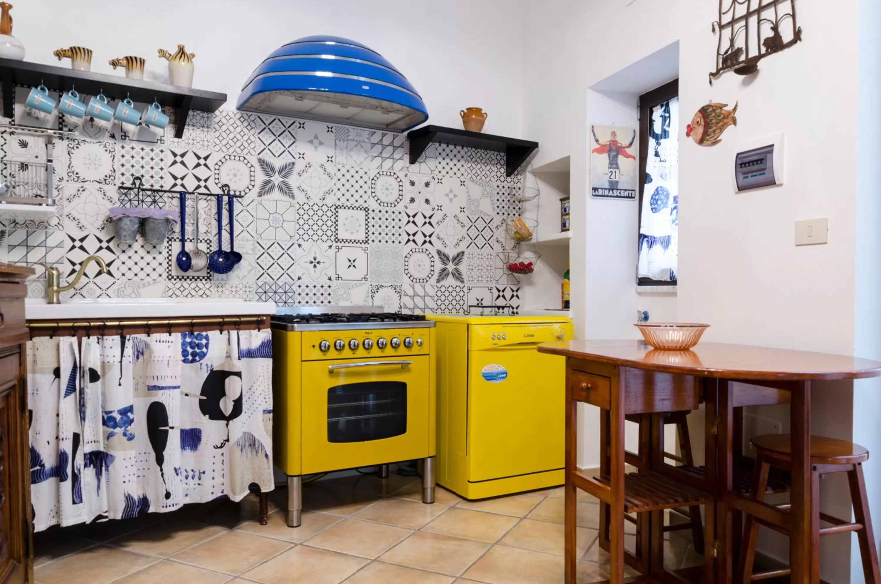 Kitchen or kitchenette in Maria Vittoria Charming Rooms and Apartments