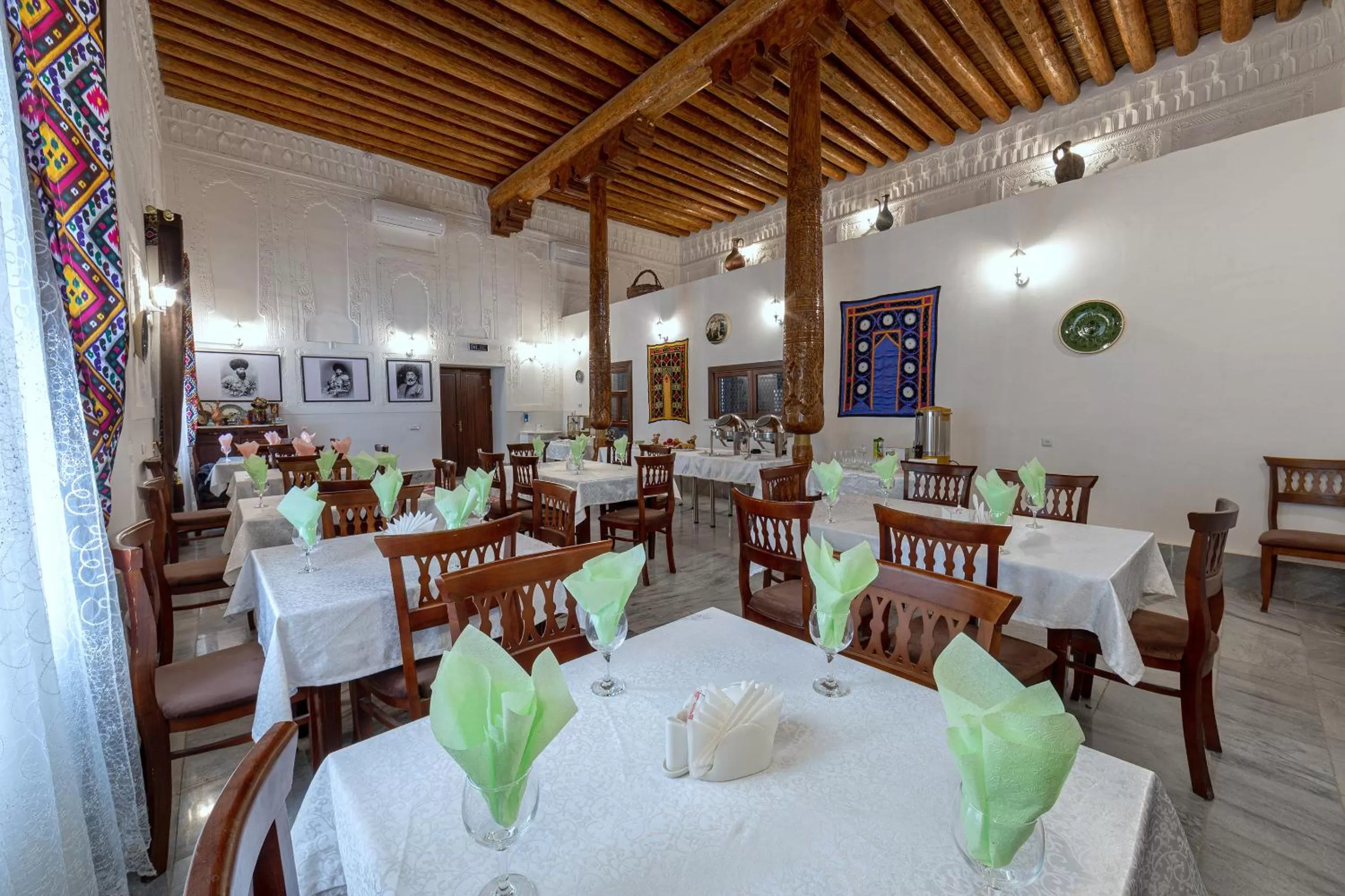 Restaurant/places to eat in New Star Boutique hotel - madrasah Muhammad Mahram 1903