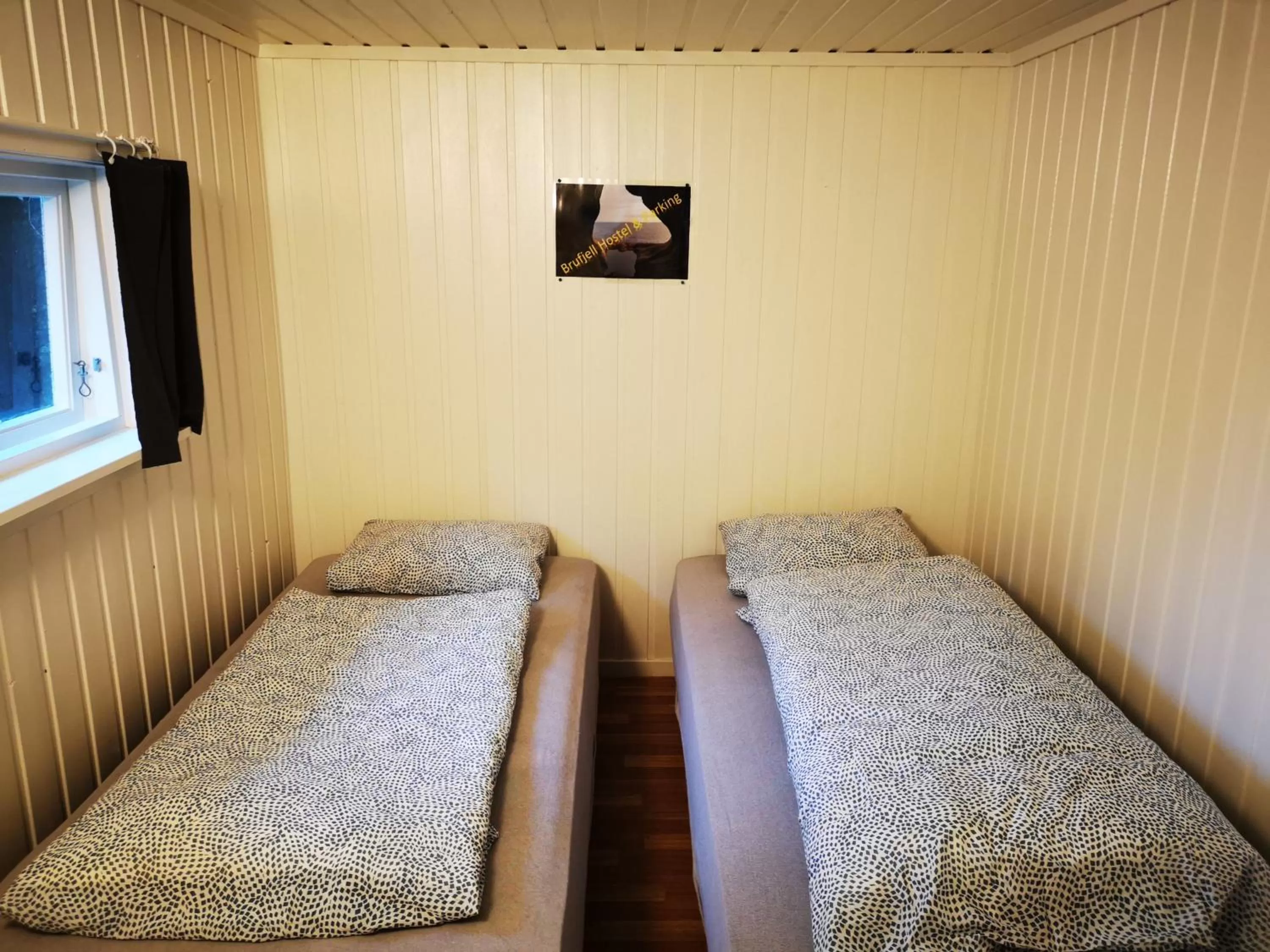 Bedroom, Bed in Brufjell Hostel & Parking