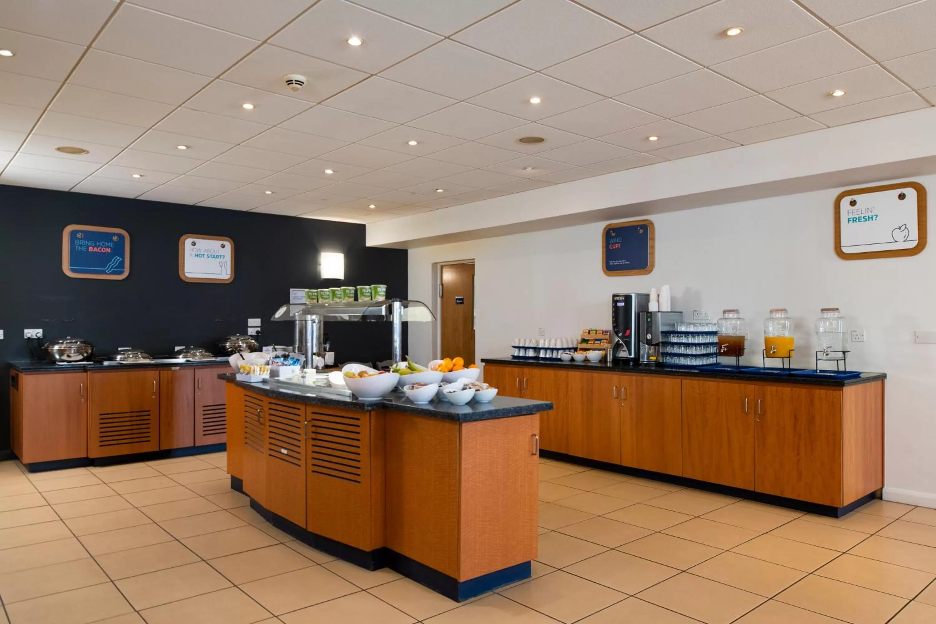 Buffet breakfast in Holiday Inn Express Newcastle Gateshead by IHG