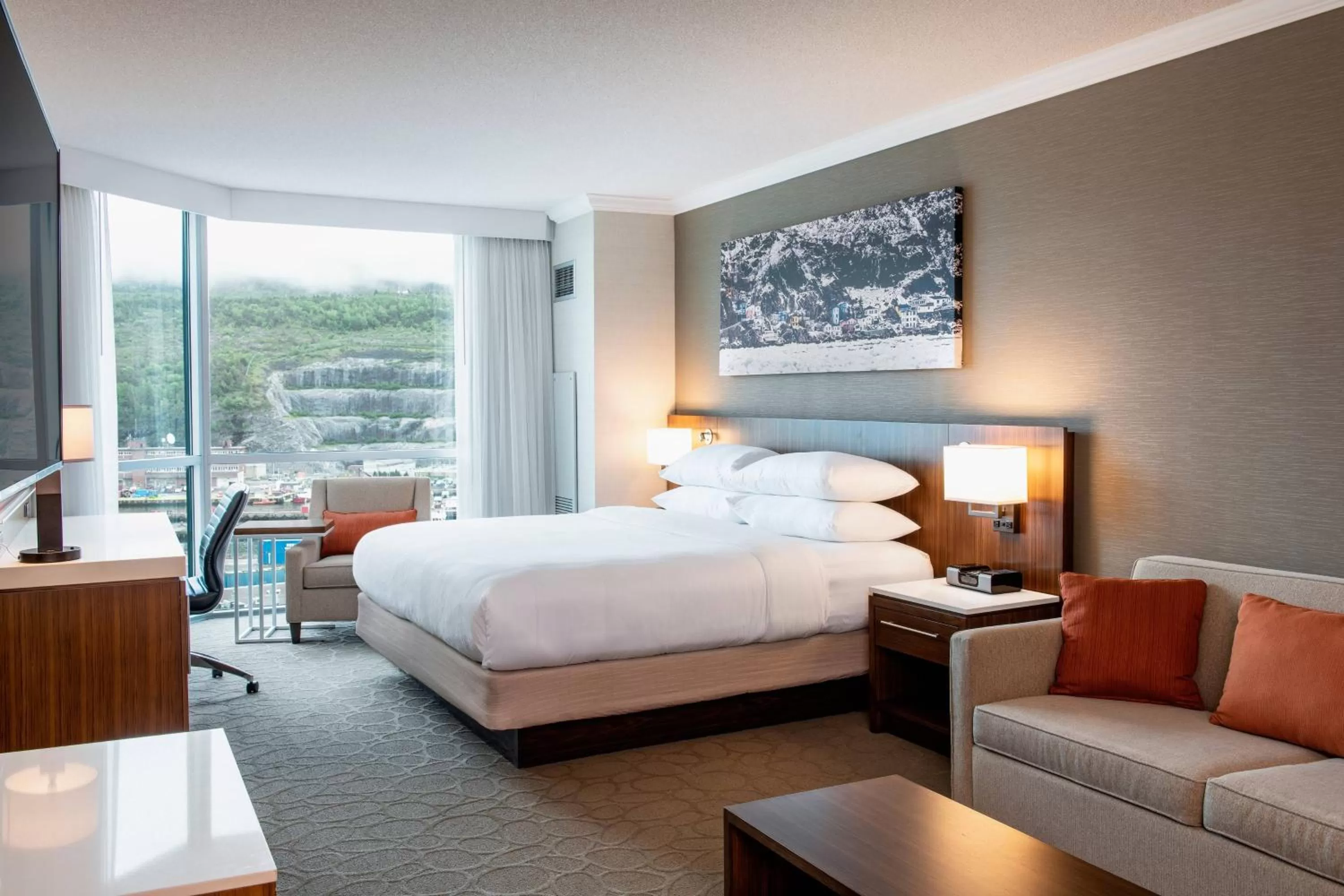 Bedroom, Bed in Delta Hotels by Marriott St. John's Conference Centre