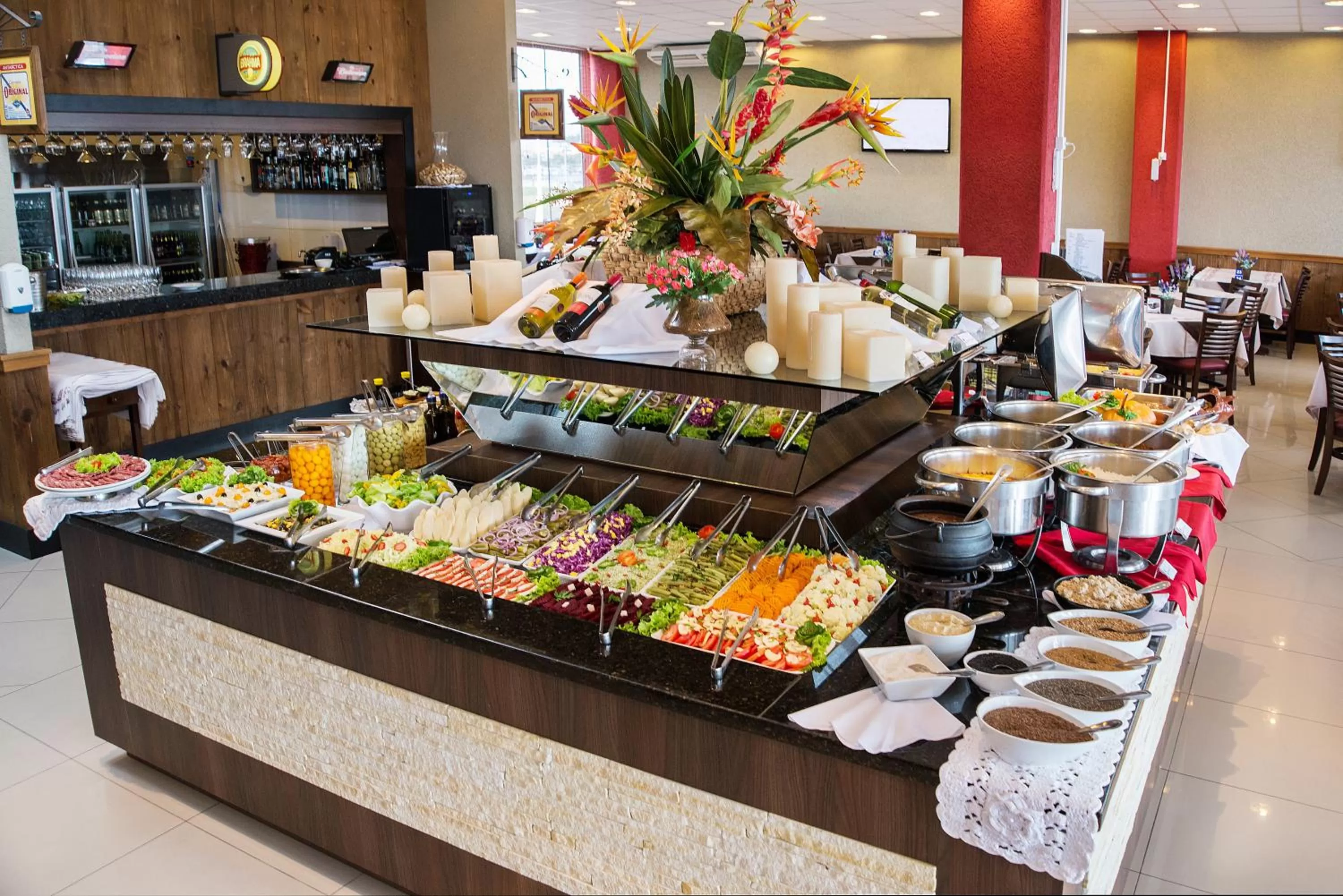 Restaurant/places to eat in Hotel Estação 101 - Itajaí