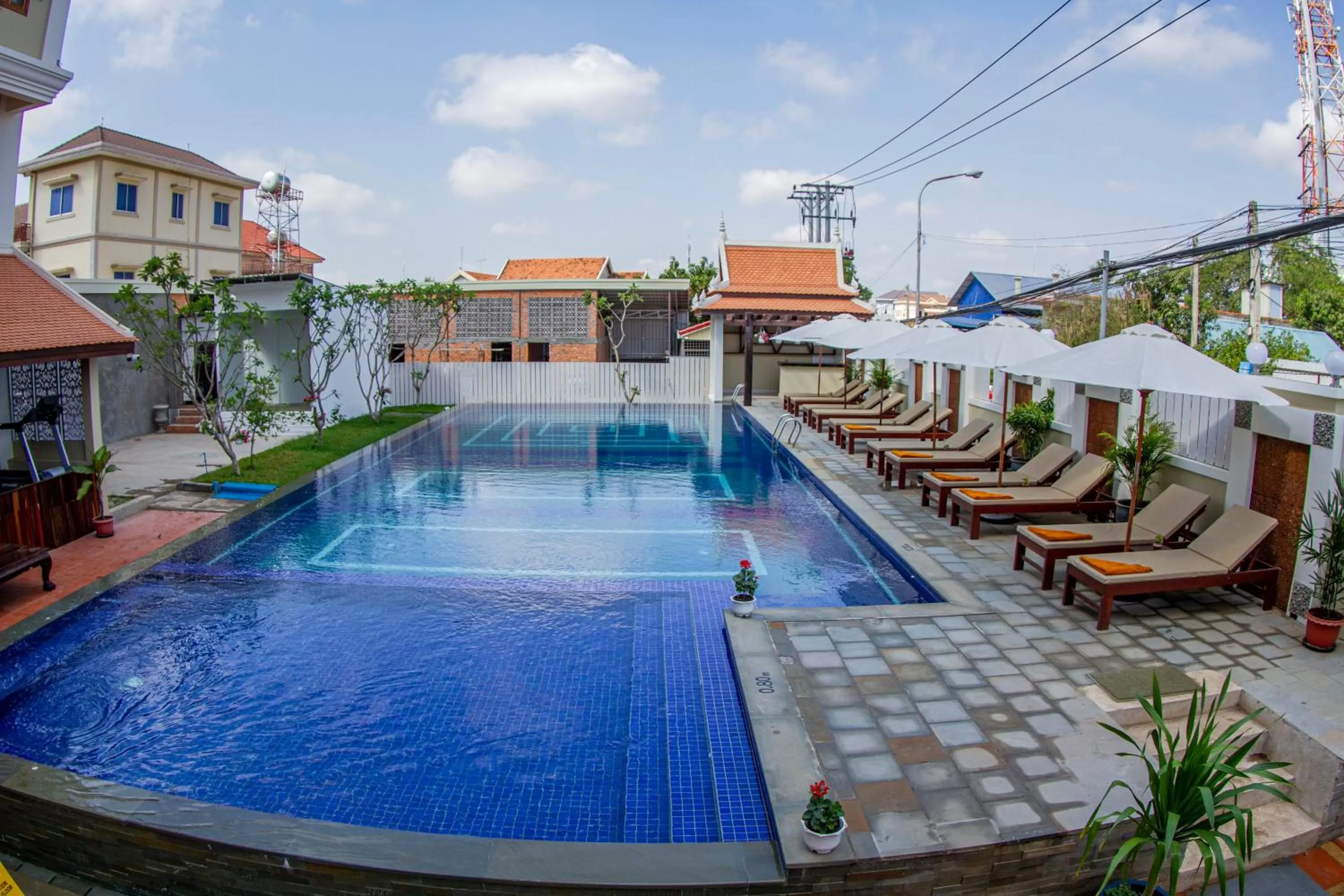 Swimming pool in Kampong Thom Palace Hotel