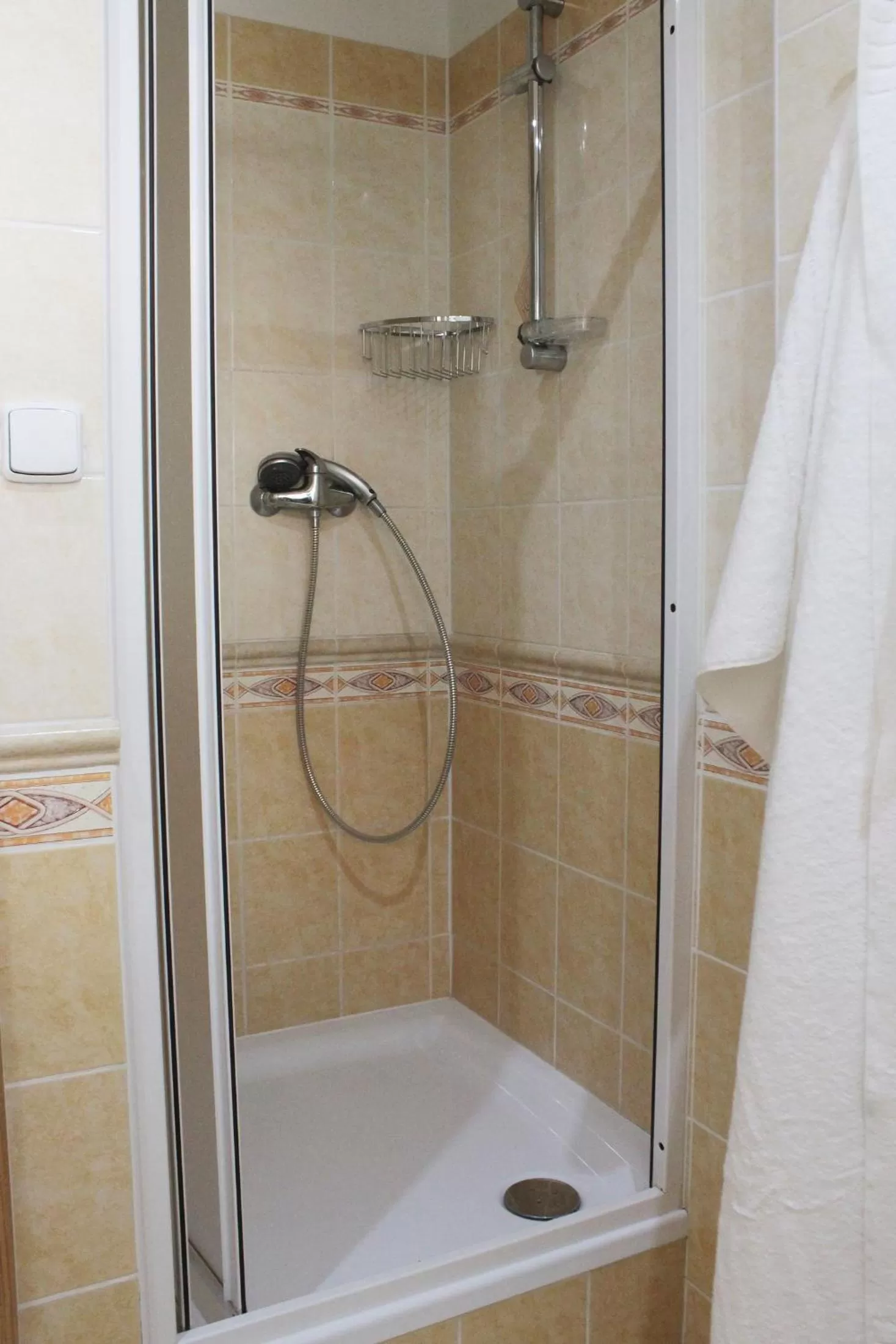Shower in Hotel Orix