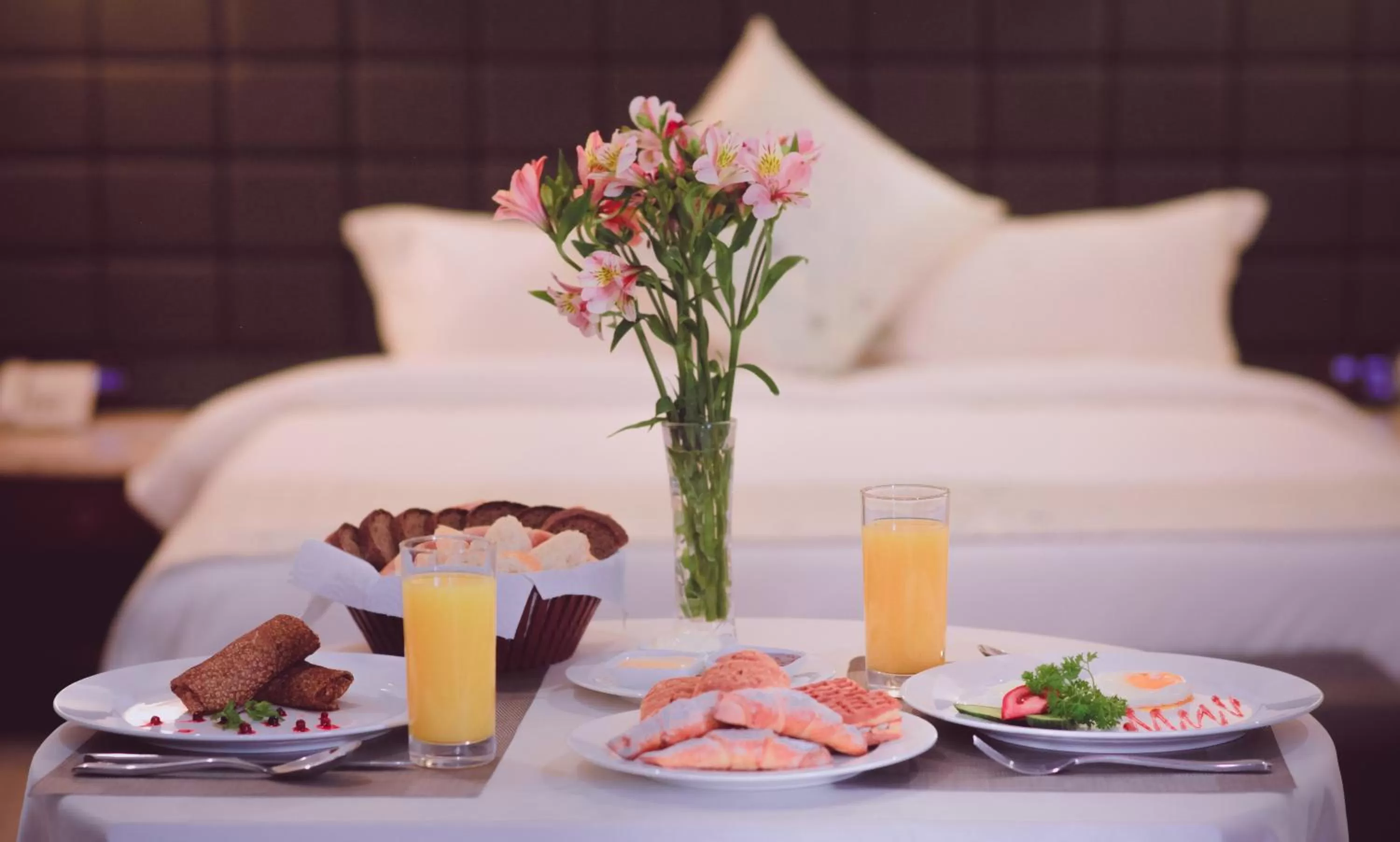 Breakfast, Bed in Parliament Palace Hotel