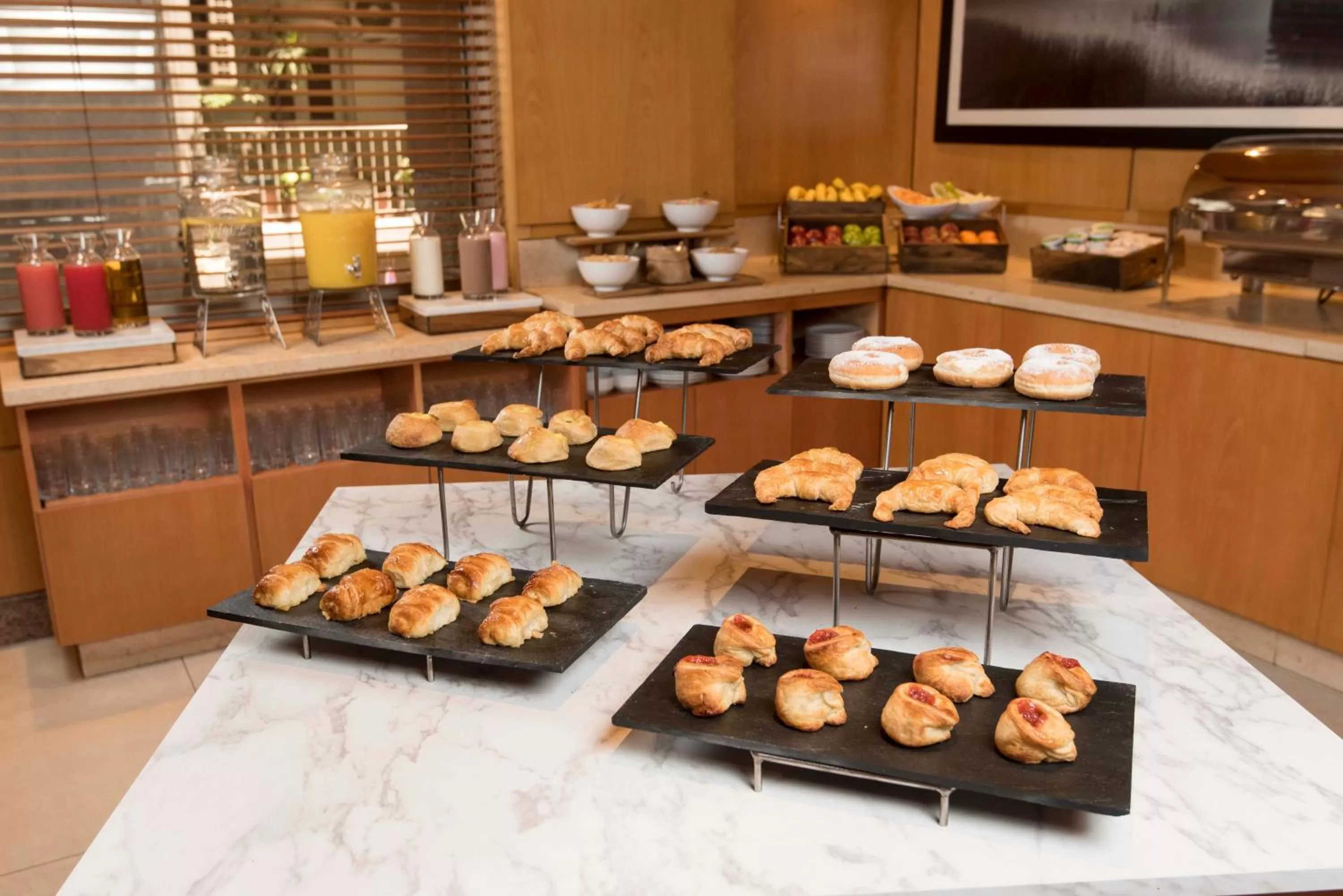 Breakfast in Holiday Inn Express Puerto Madero by IHG