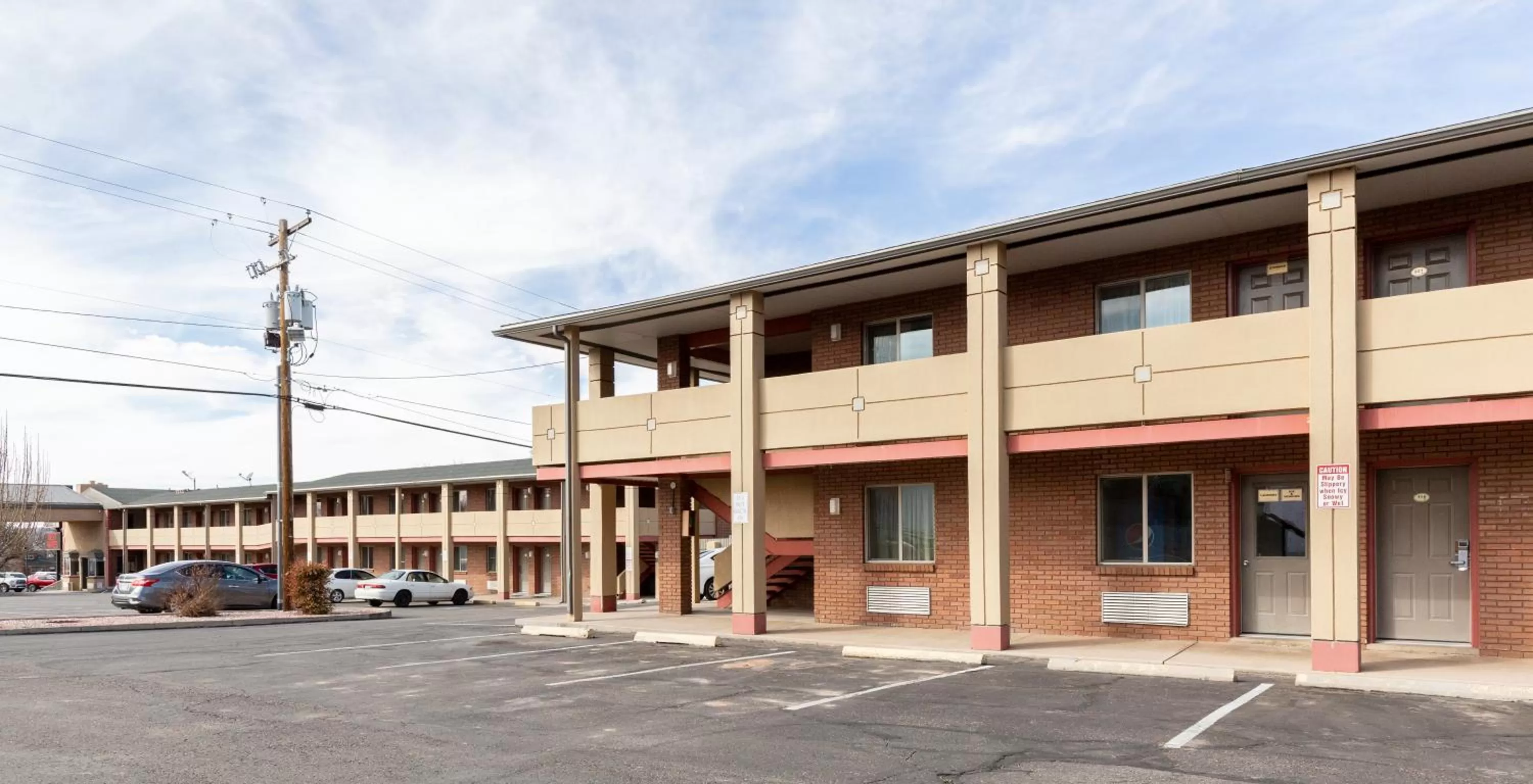 Property Building in Bardmoor Suites