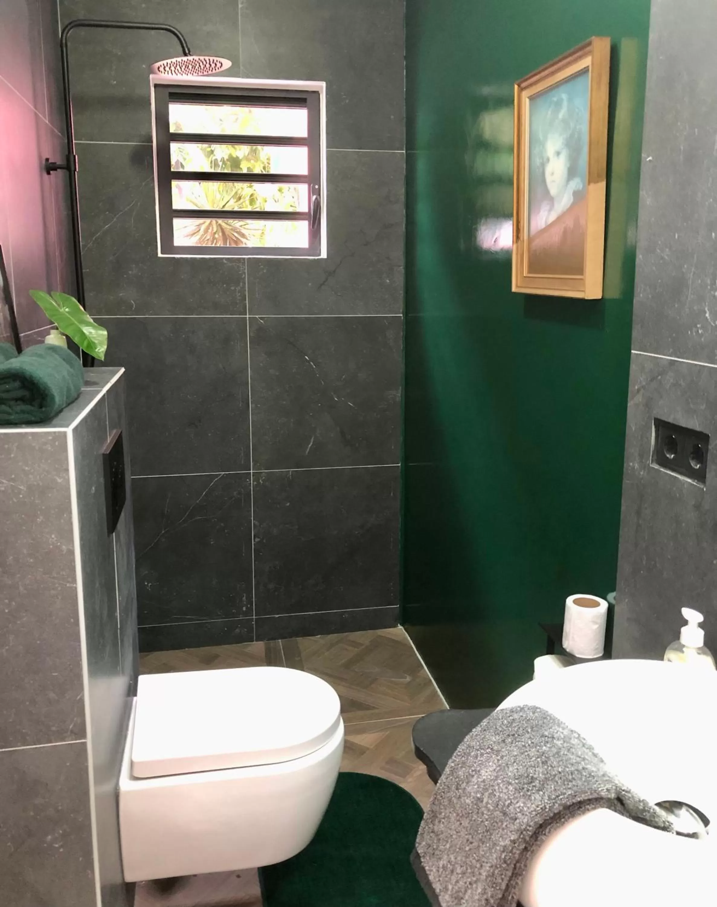 Bathroom in THUISHAVEN boutique mini-resort - fantastic garden and large pool - adults only