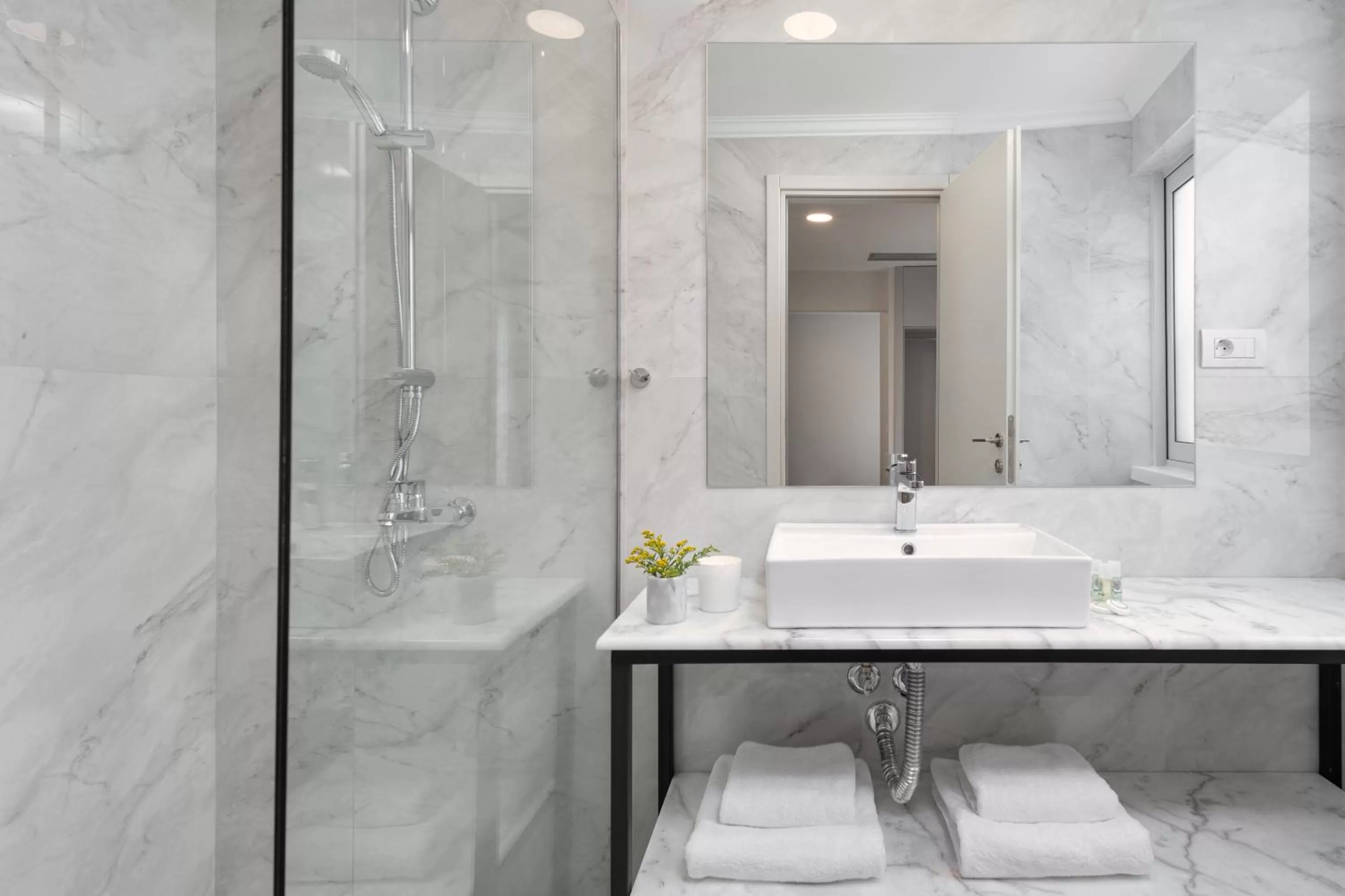 Bathroom in Preveza City Comfort Hotel