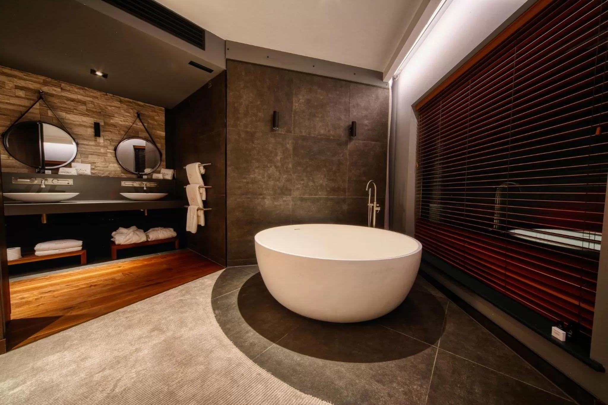 Bathroom in Cave Hotel & Golf Resort