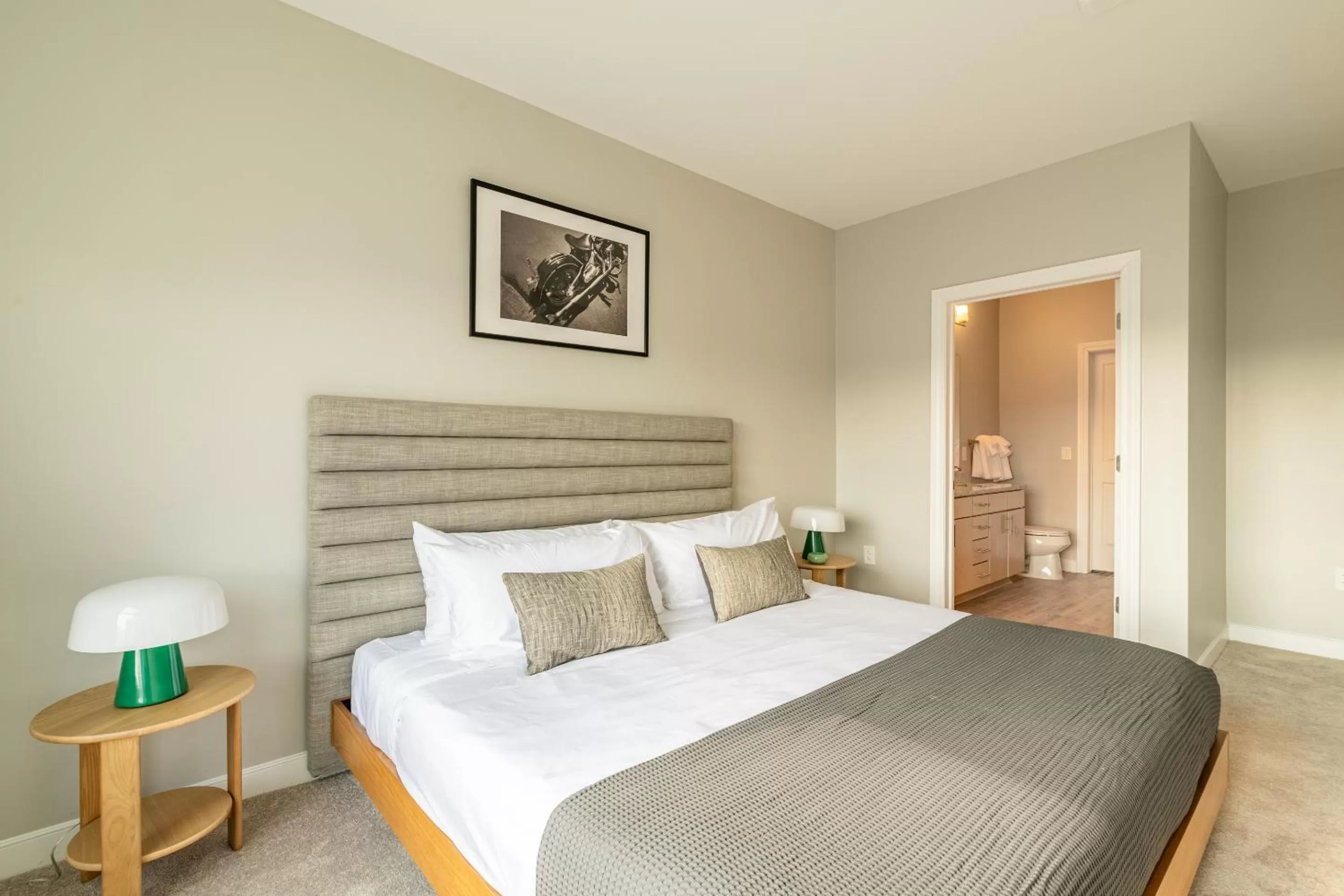 Bedroom, Bed in Mint House Detroit - New Center