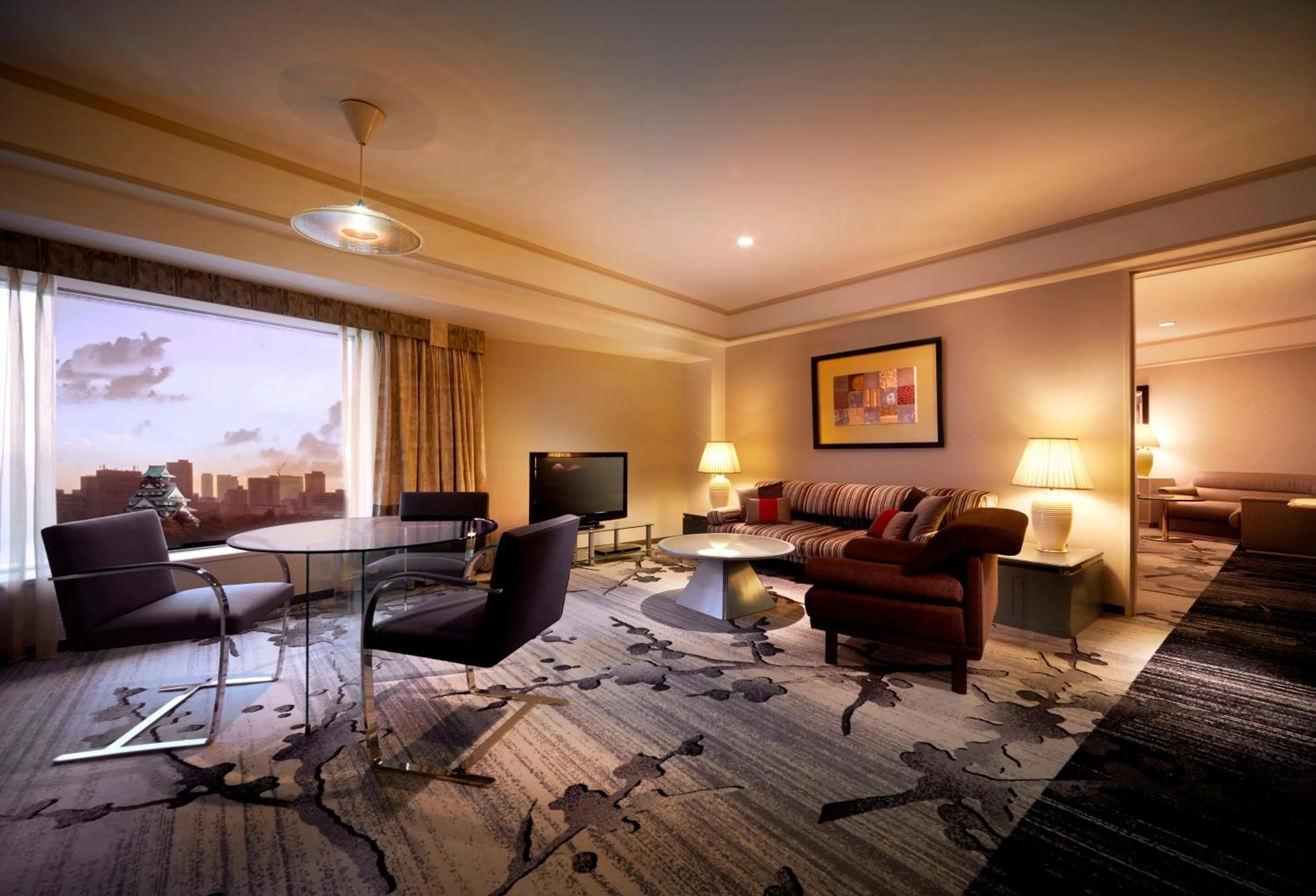 Corner Suite for 4 People Non-Smoking in Hotel New Otani Osaka