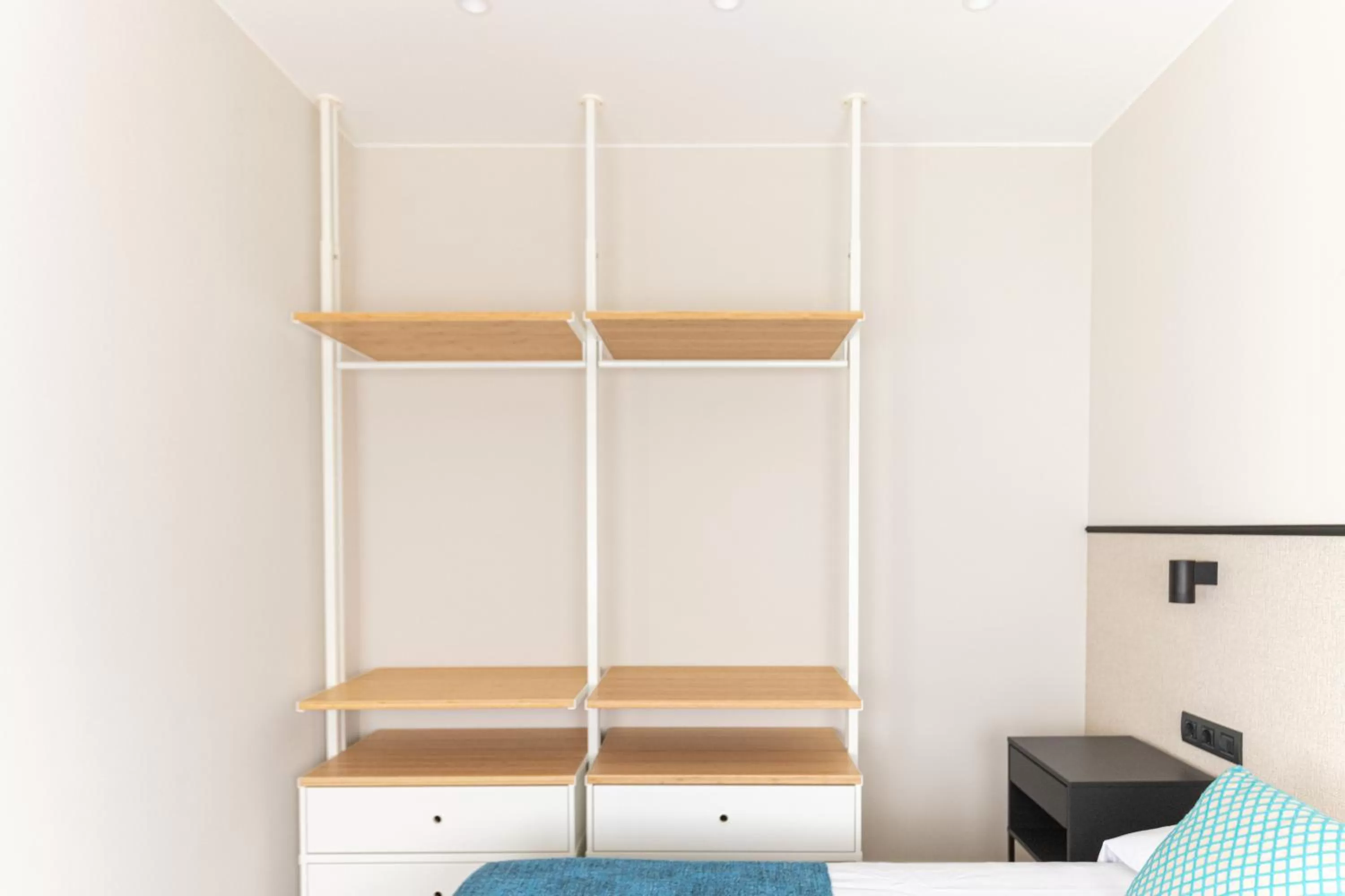 Bed in Atica Apartments - by Weflating