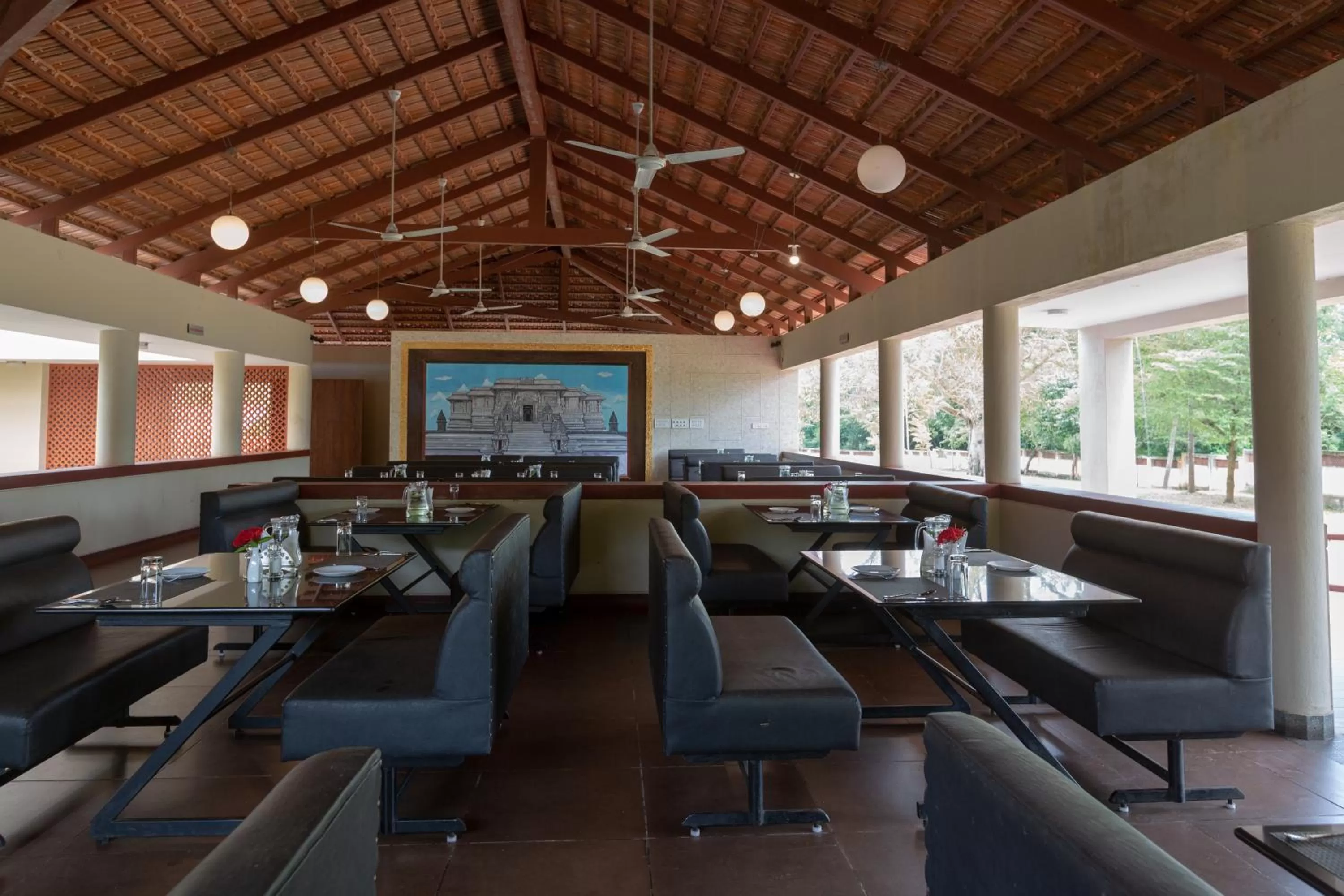 KSTDC Hotel Mayura Yagachi, Belur