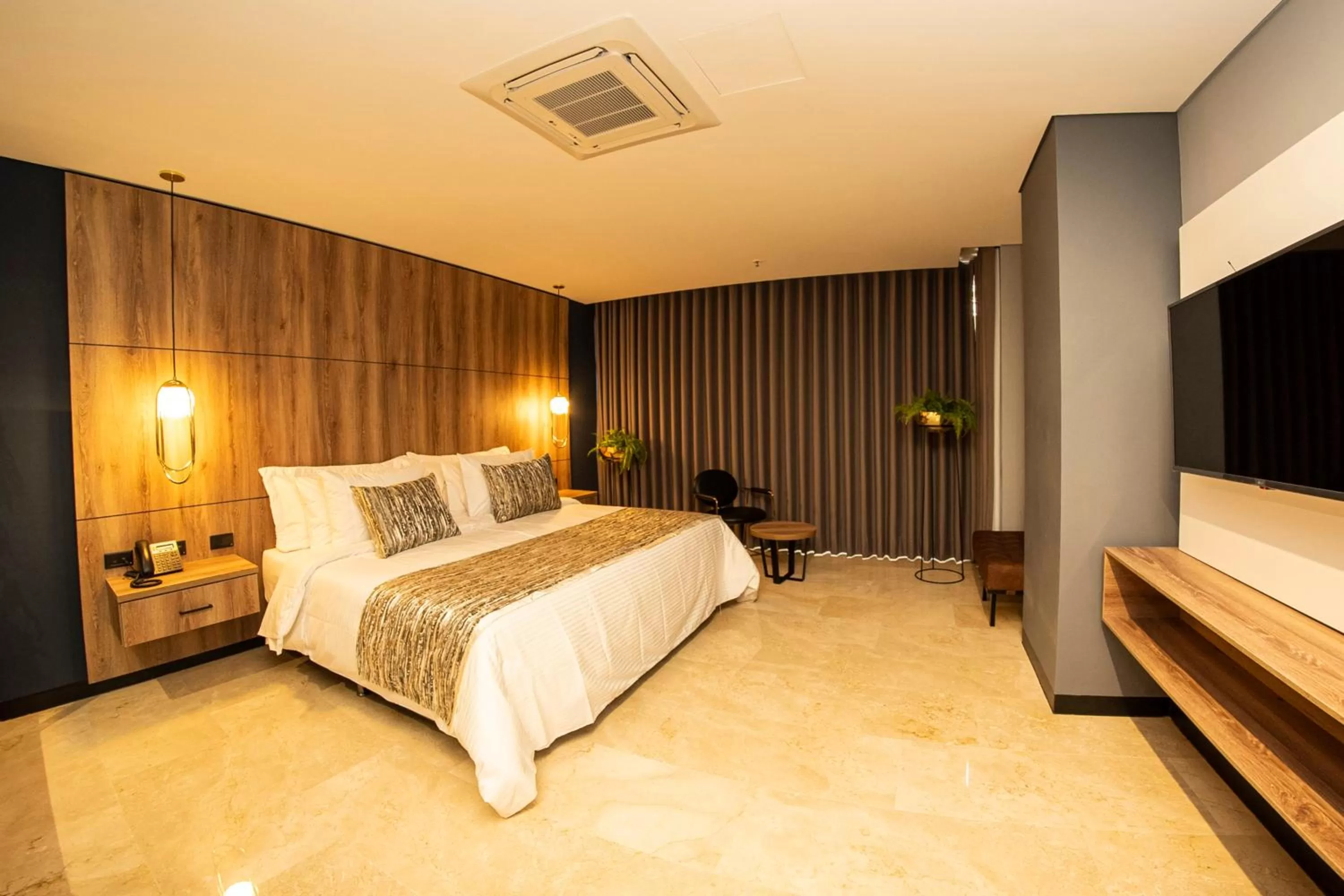 Photo of the whole room, Bed in Cavalta by Bernalo Hotels