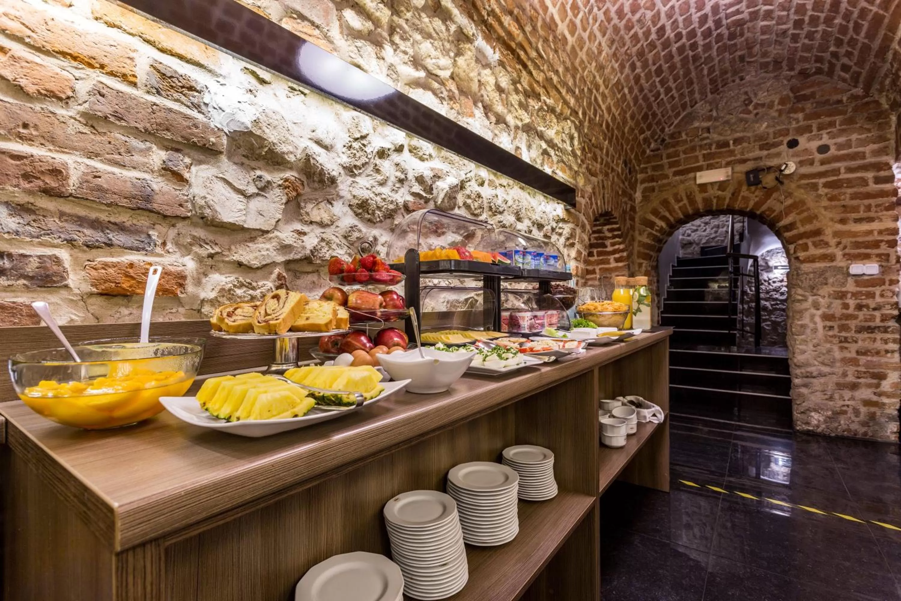 Buffet breakfast in Hotel Elektor Premium