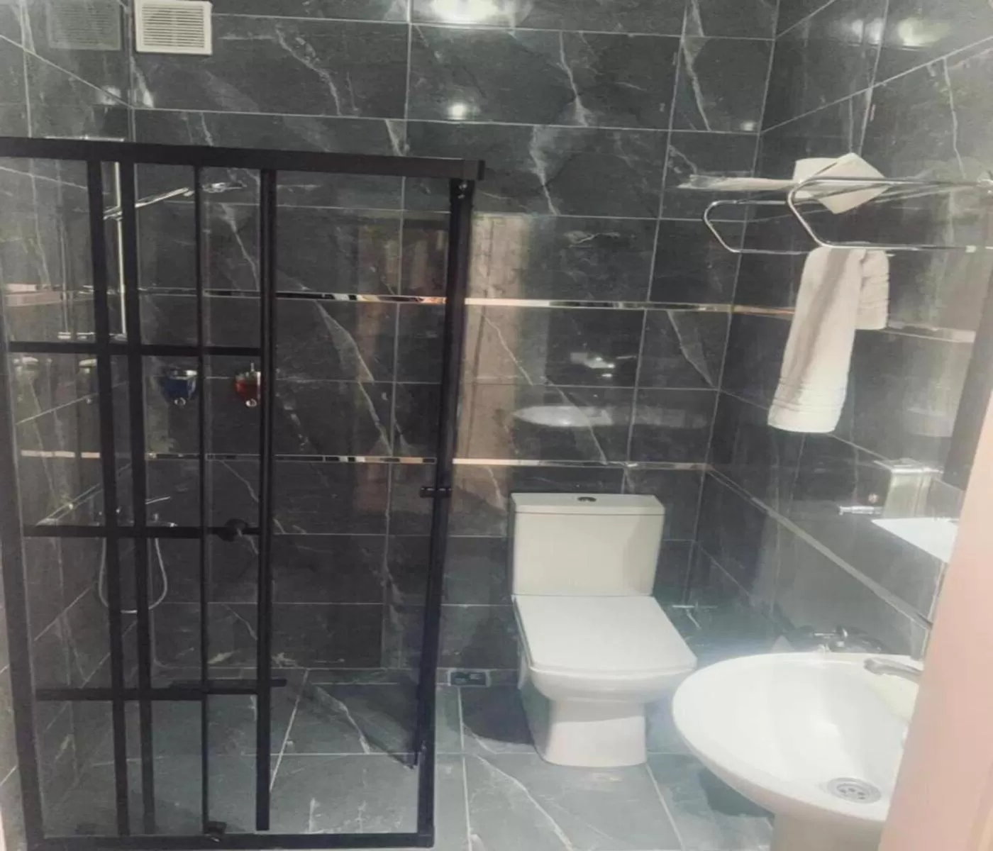 Shower, Bathroom in Old City Family Hotel