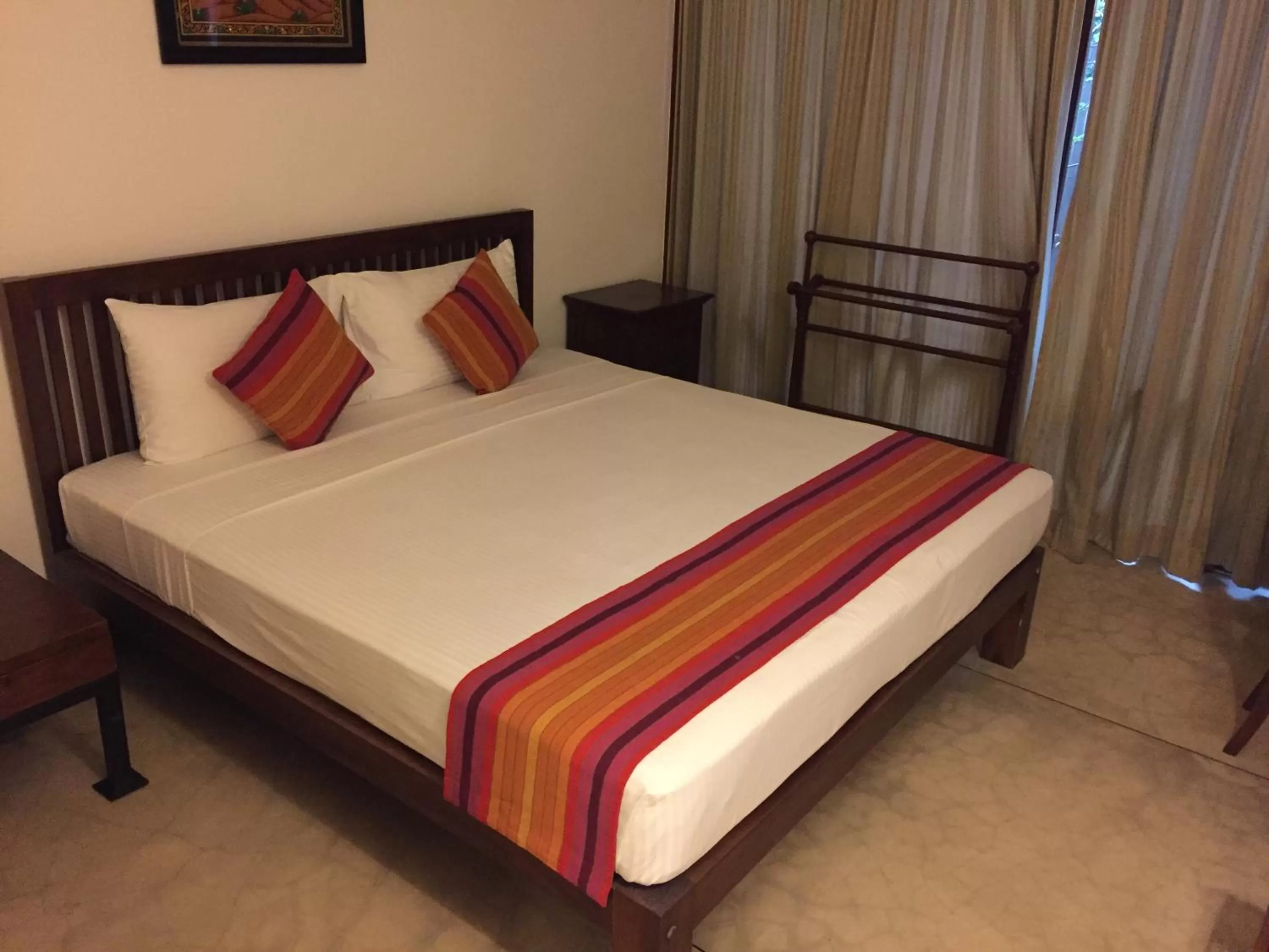 Photo of the whole room, Bed in Jaffna Heritage Hotel