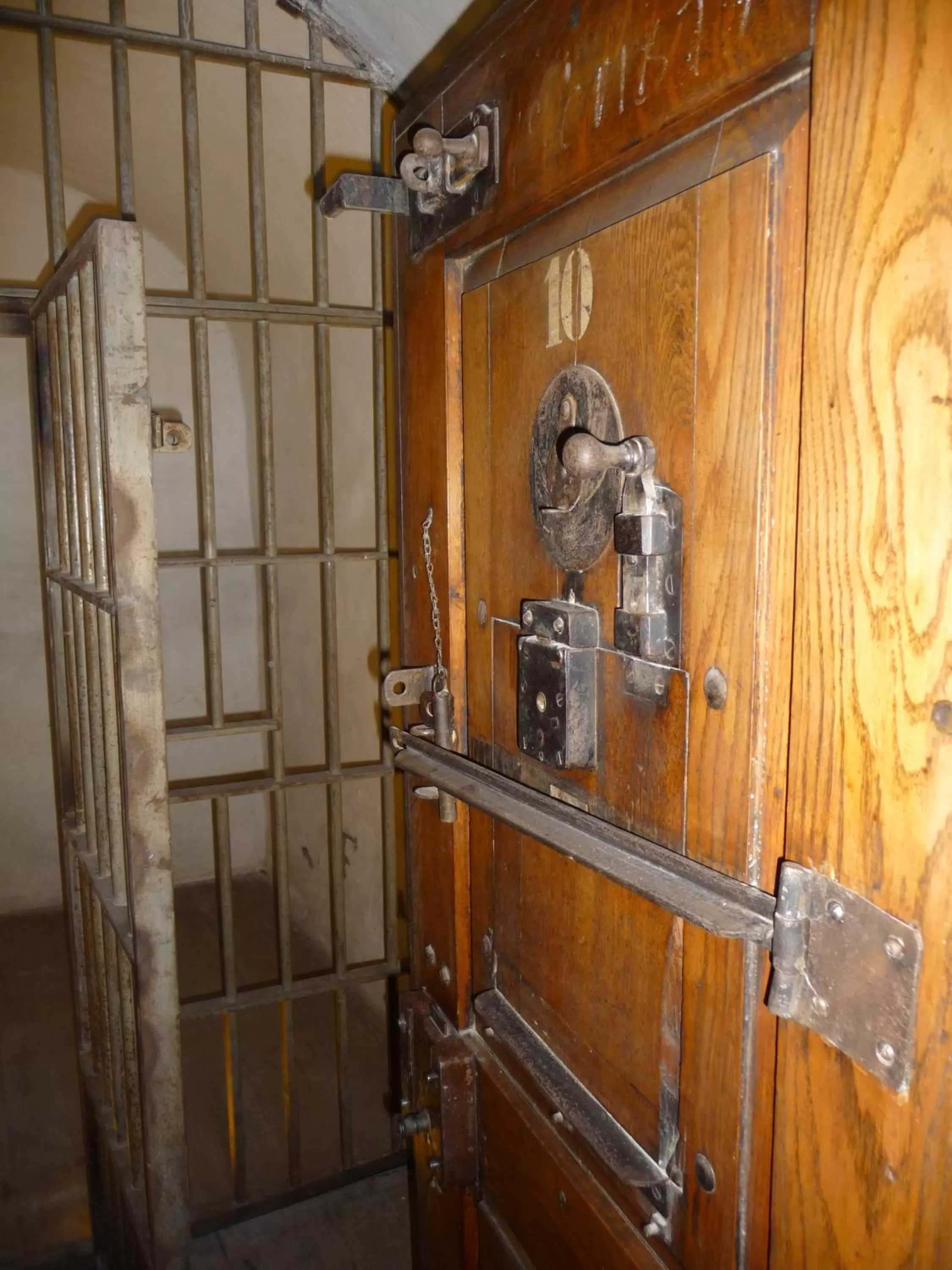 Decorative detail in Knast-Hotel Fronfeste