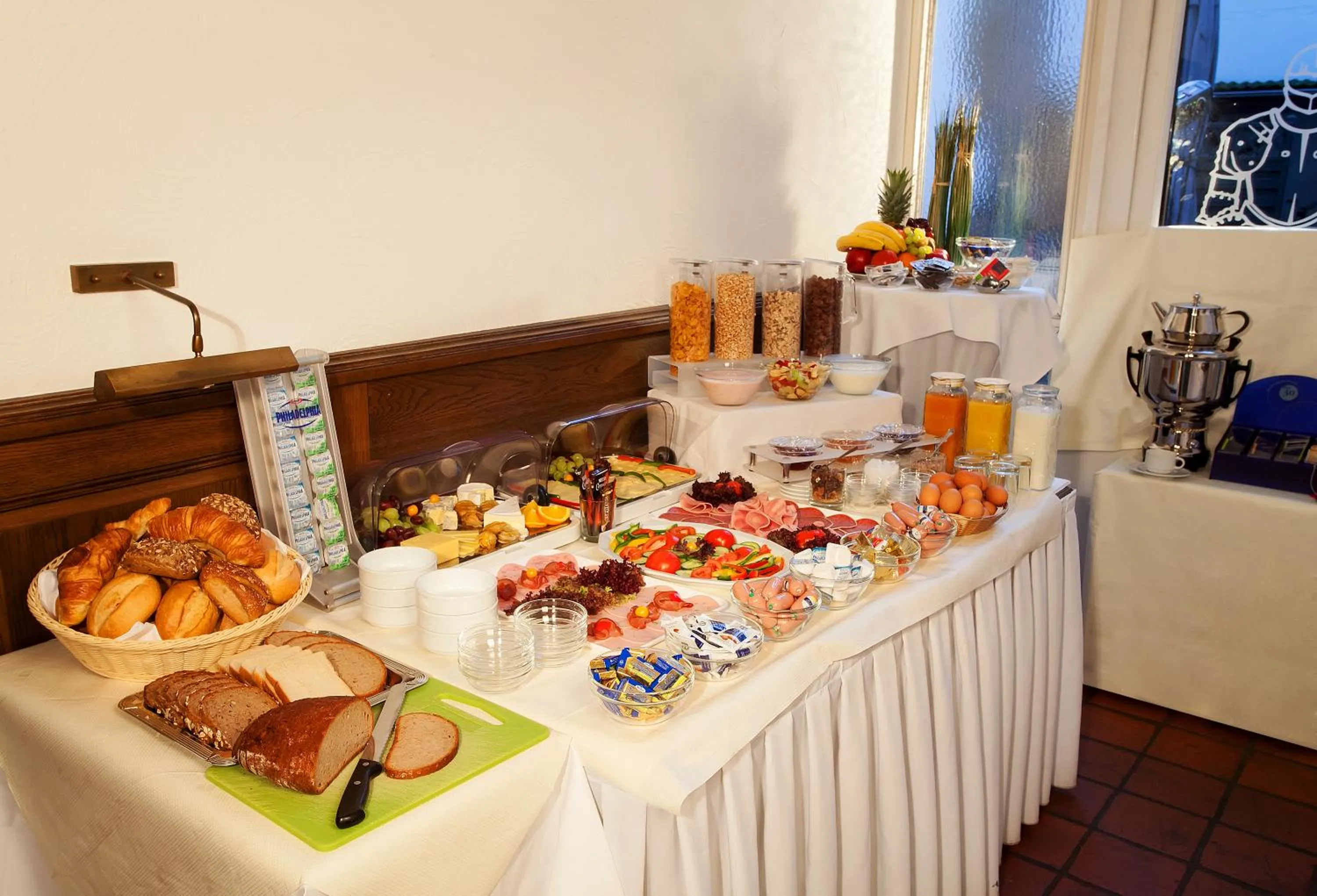 Restaurant/places to eat in Hotel Ritter St. Georg