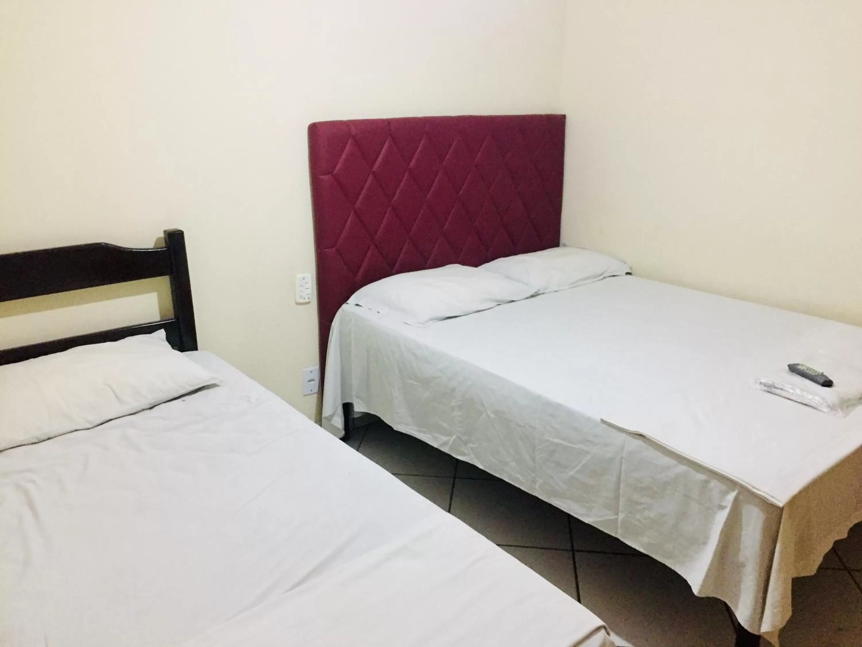 Photo of the whole room, Bed in Hotel Oliveira