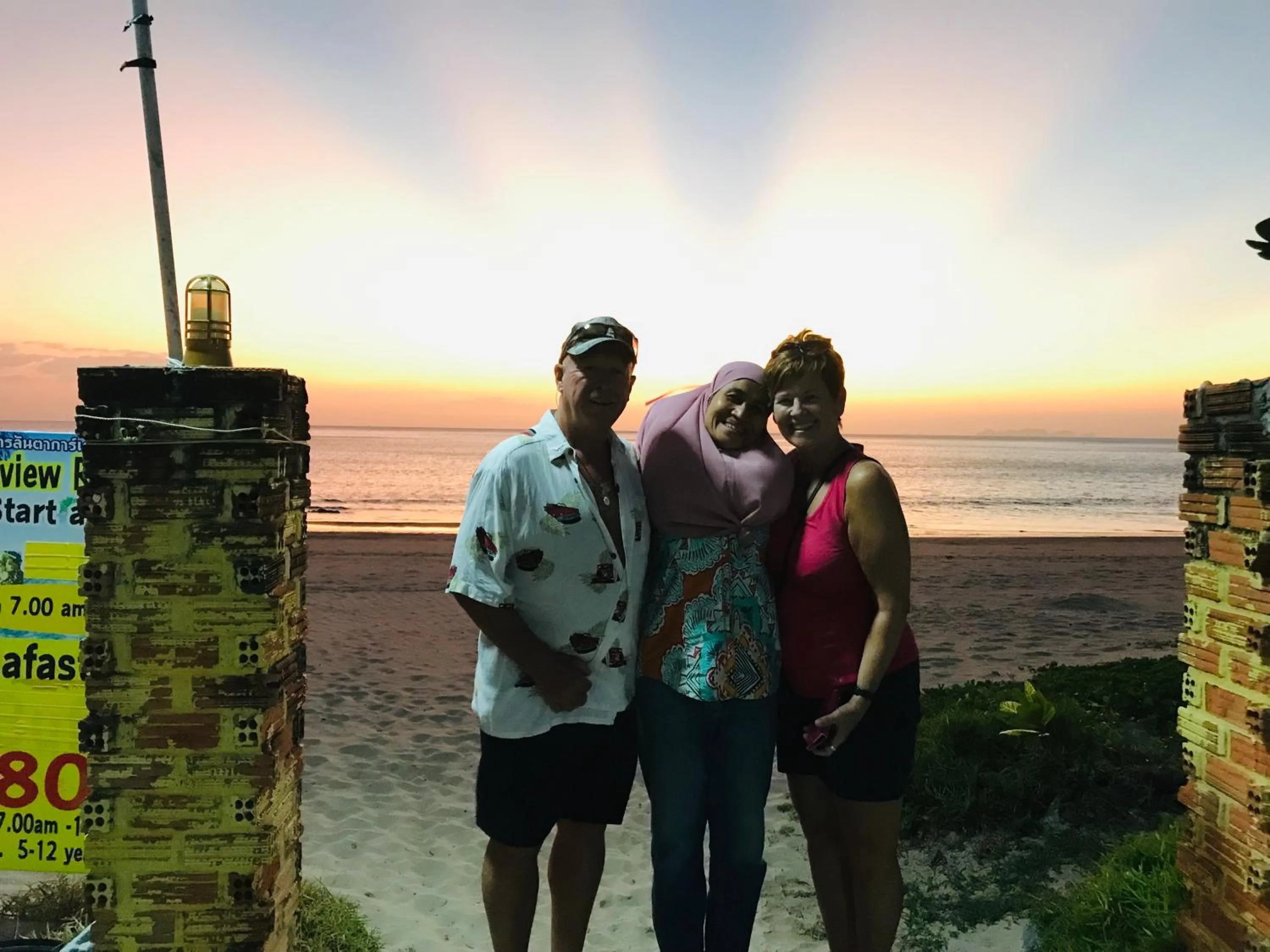 group of guests in Lanta Garden Home