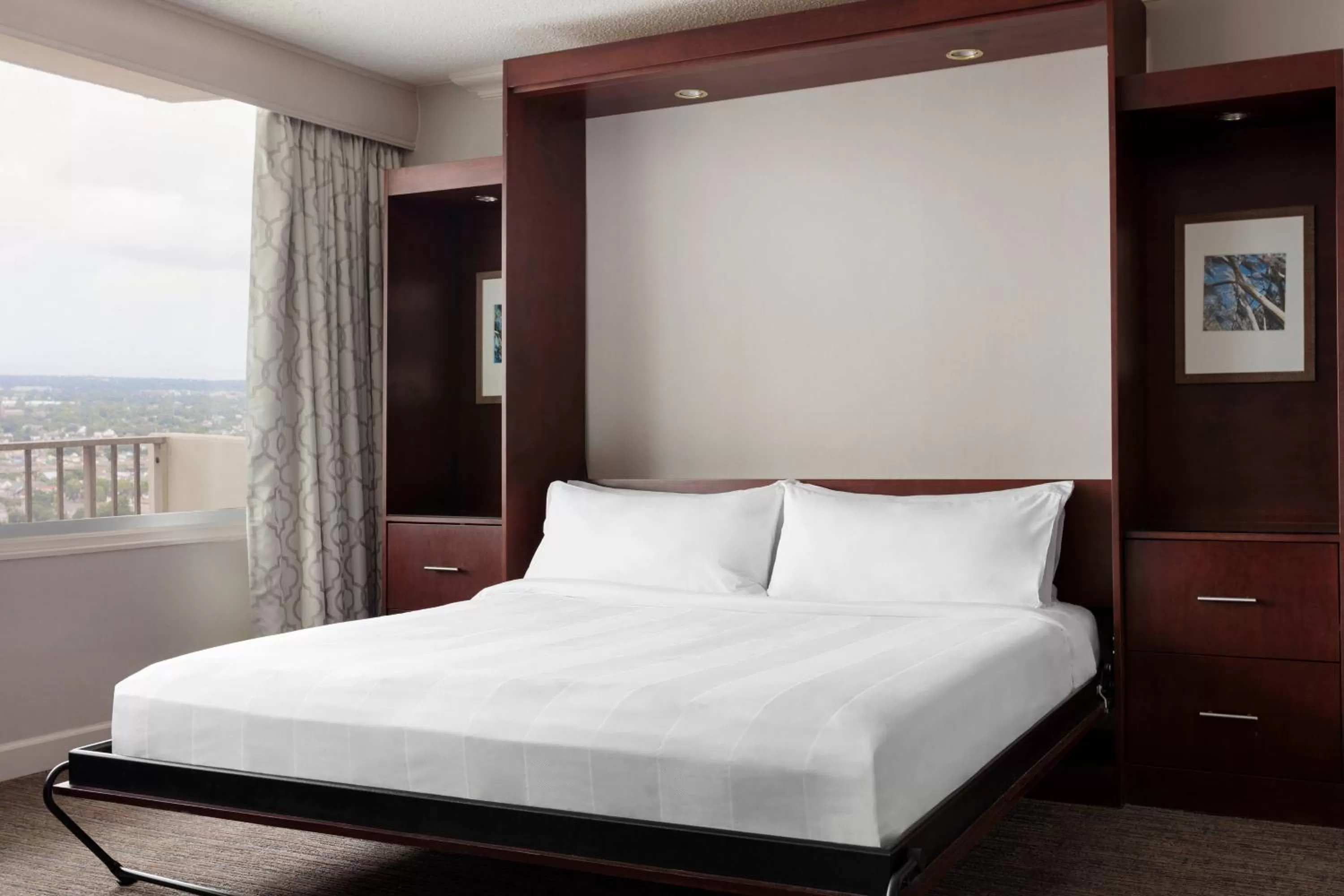 Bedroom, Bed in New Orleans Marriott