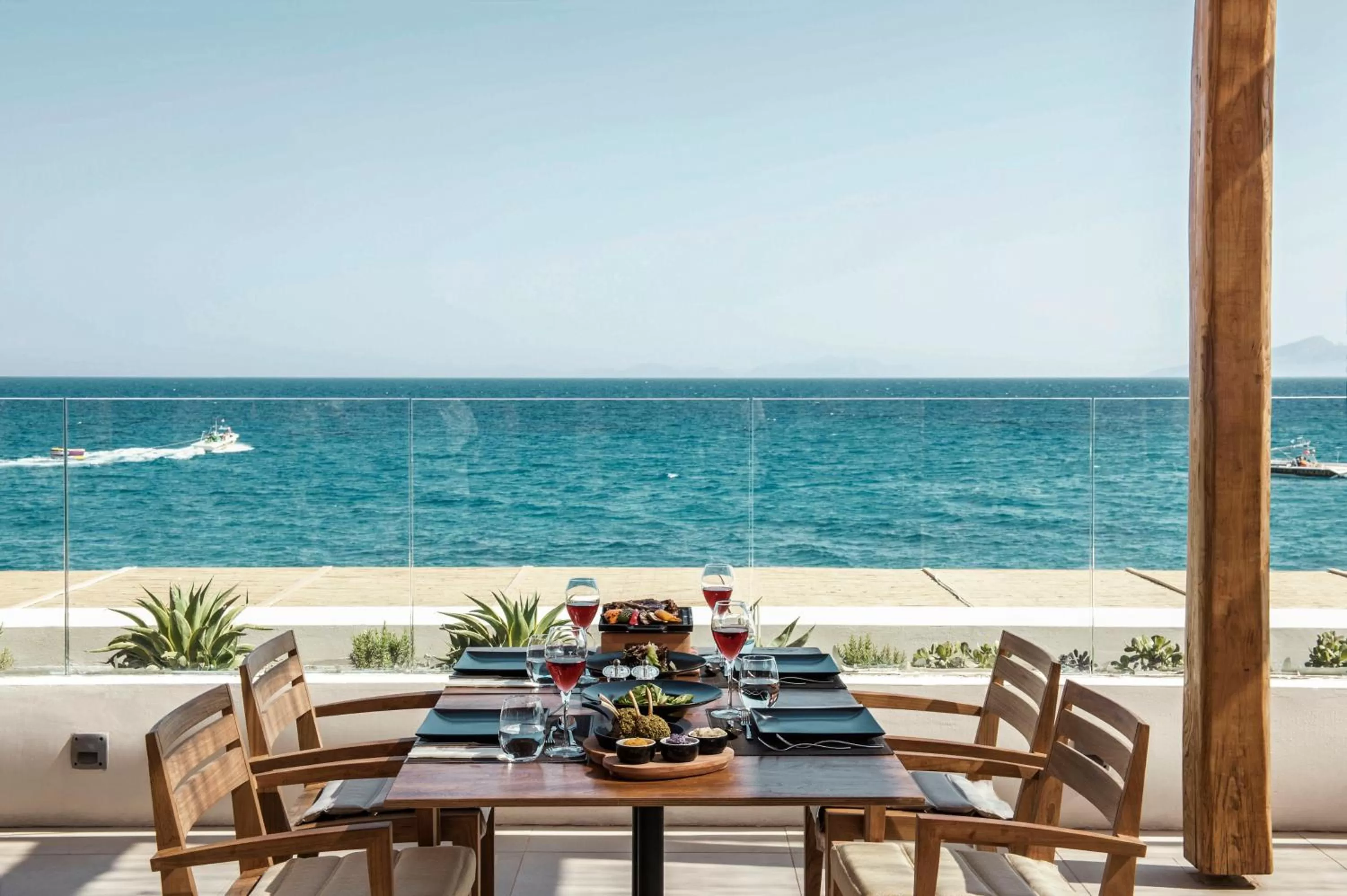 Restaurant/places to eat in Mitsis Norida