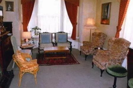 Lounge or bar in Kirkdale Hotel