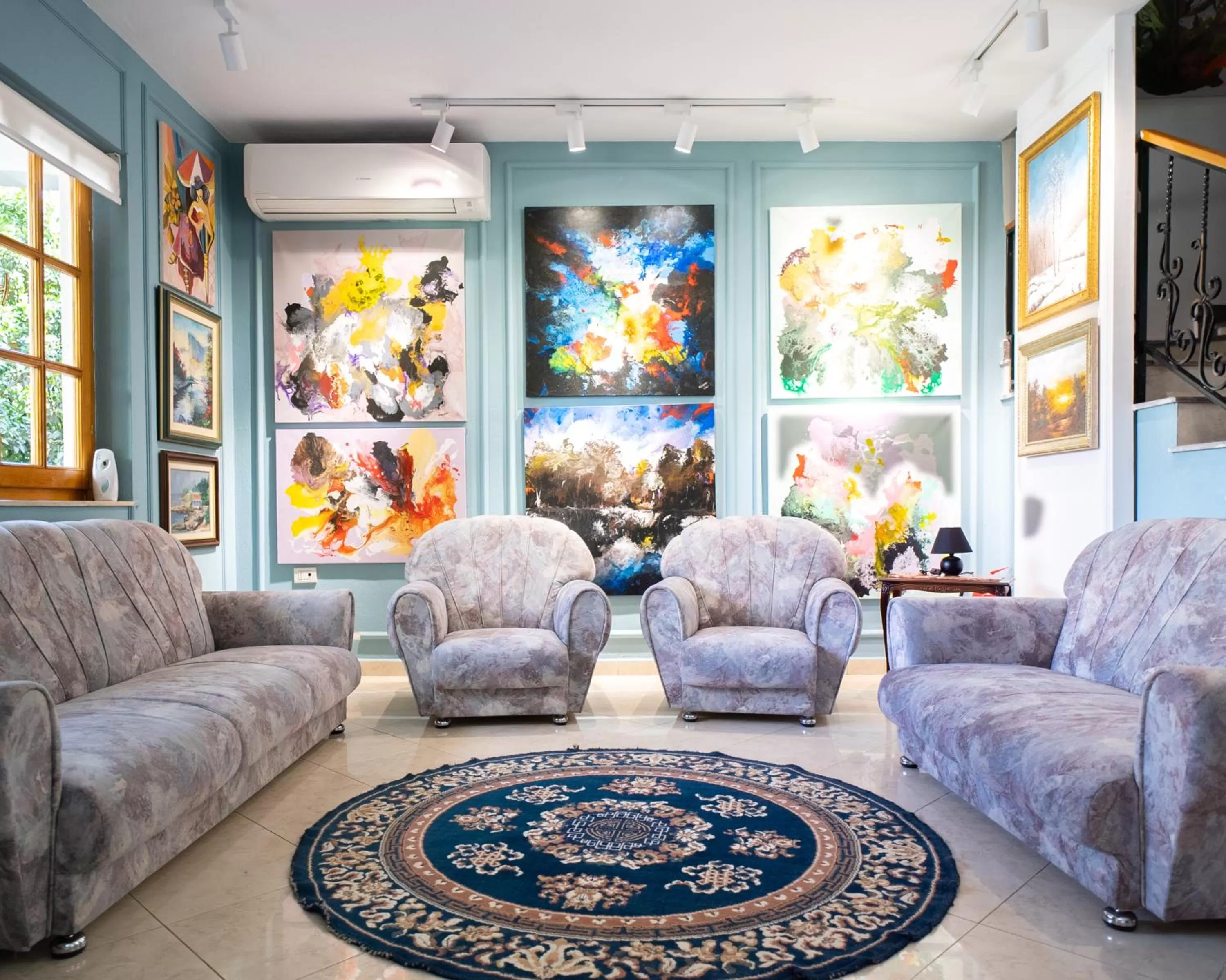 Seating Area in Garden Boutique B&B