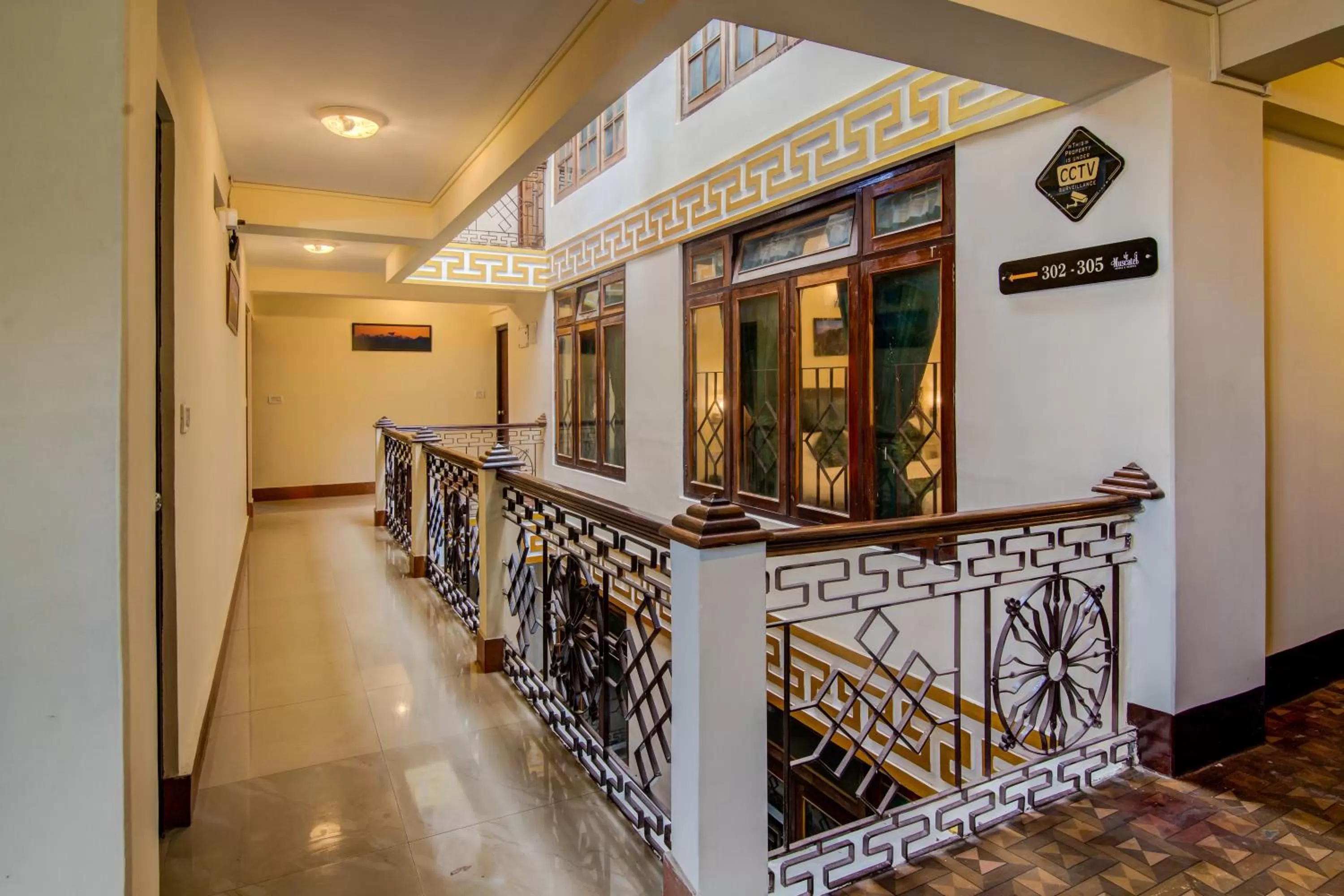 Facade/entrance in Muscatel BhumSang - 200 Mts from Mall Road