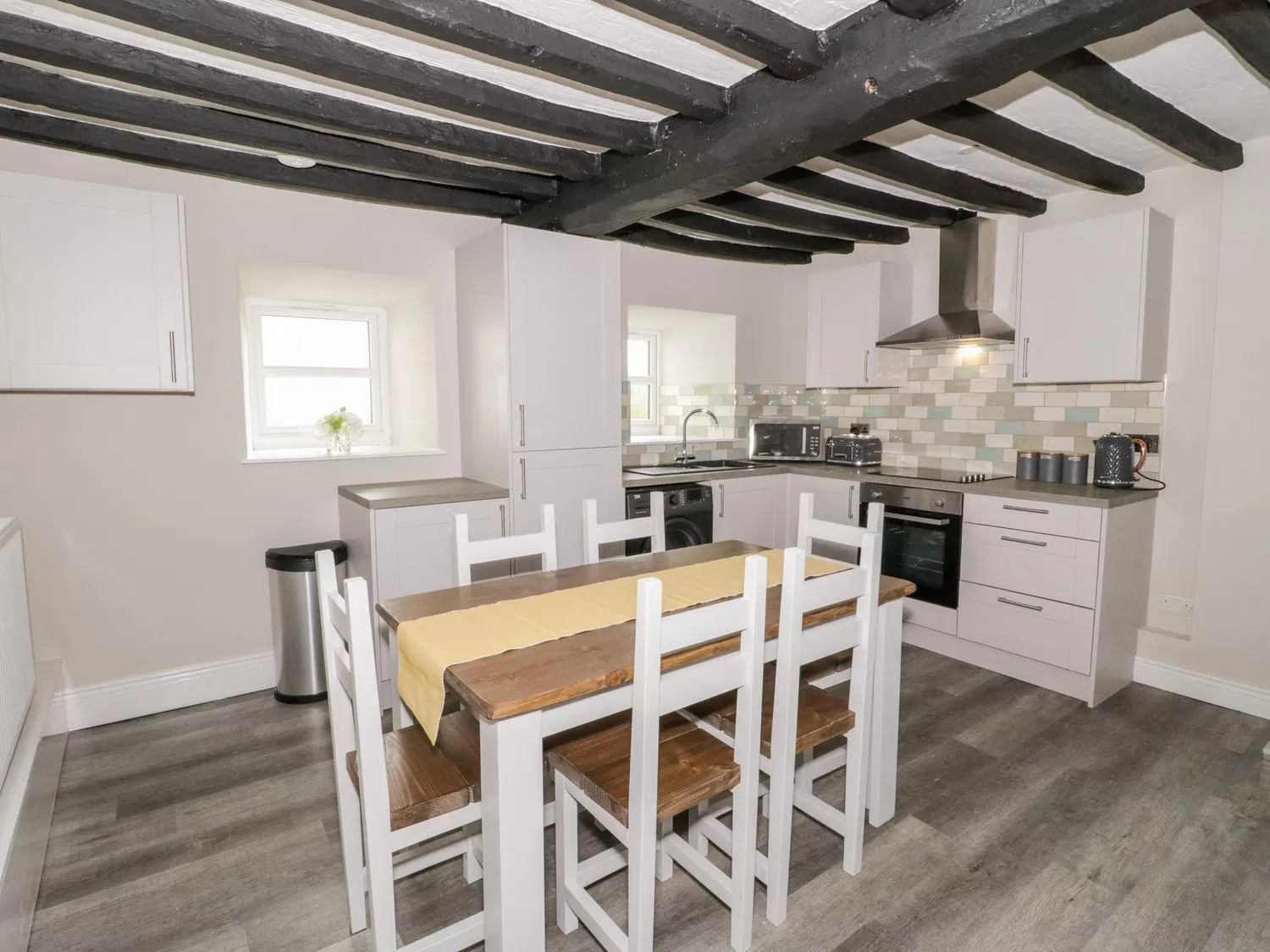 Kitchen or kitchenette in The Blue Lion