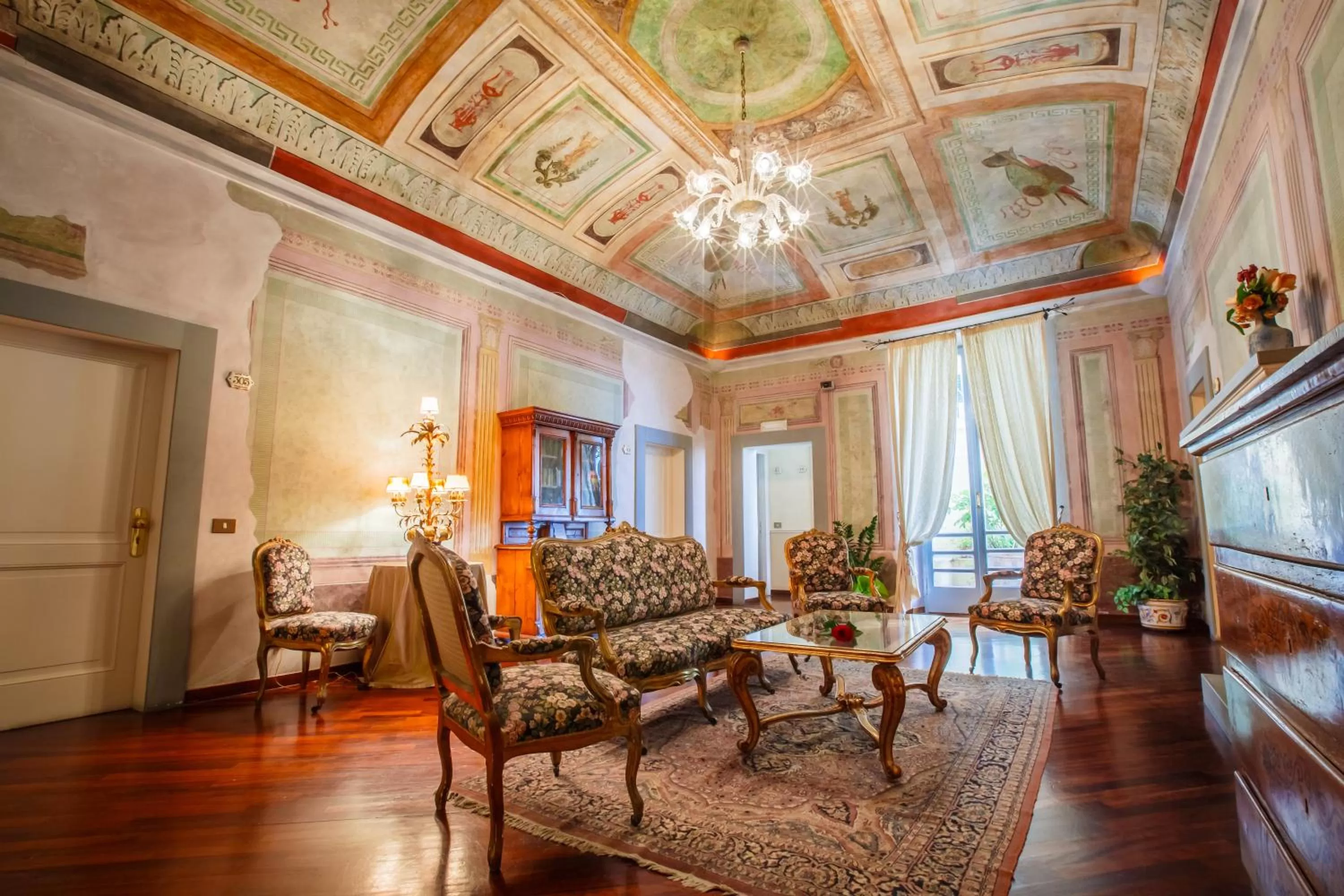 Communal lounge/ TV room in Hotel Fortuna