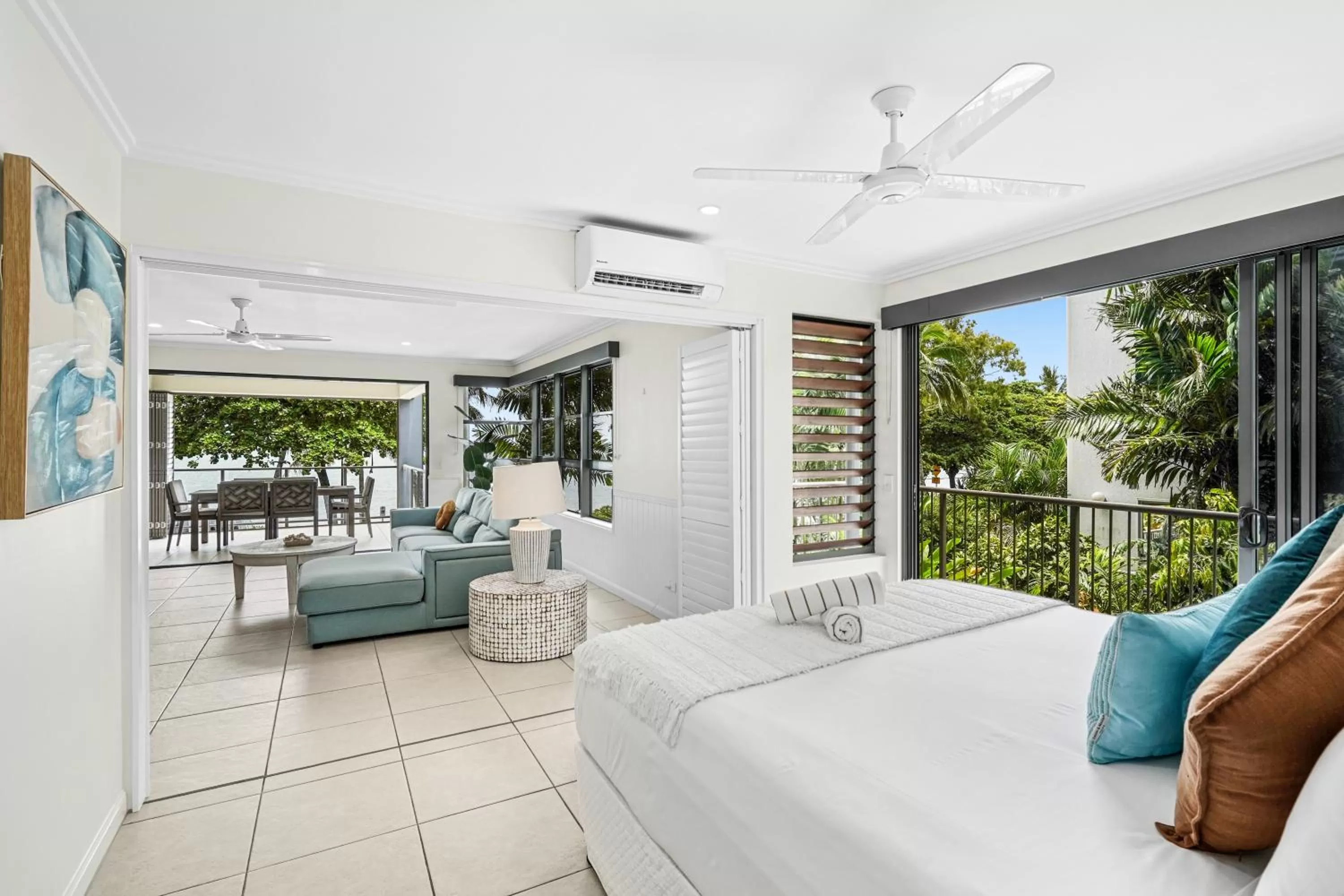 Bedroom in Sea Point on Trinity Beach