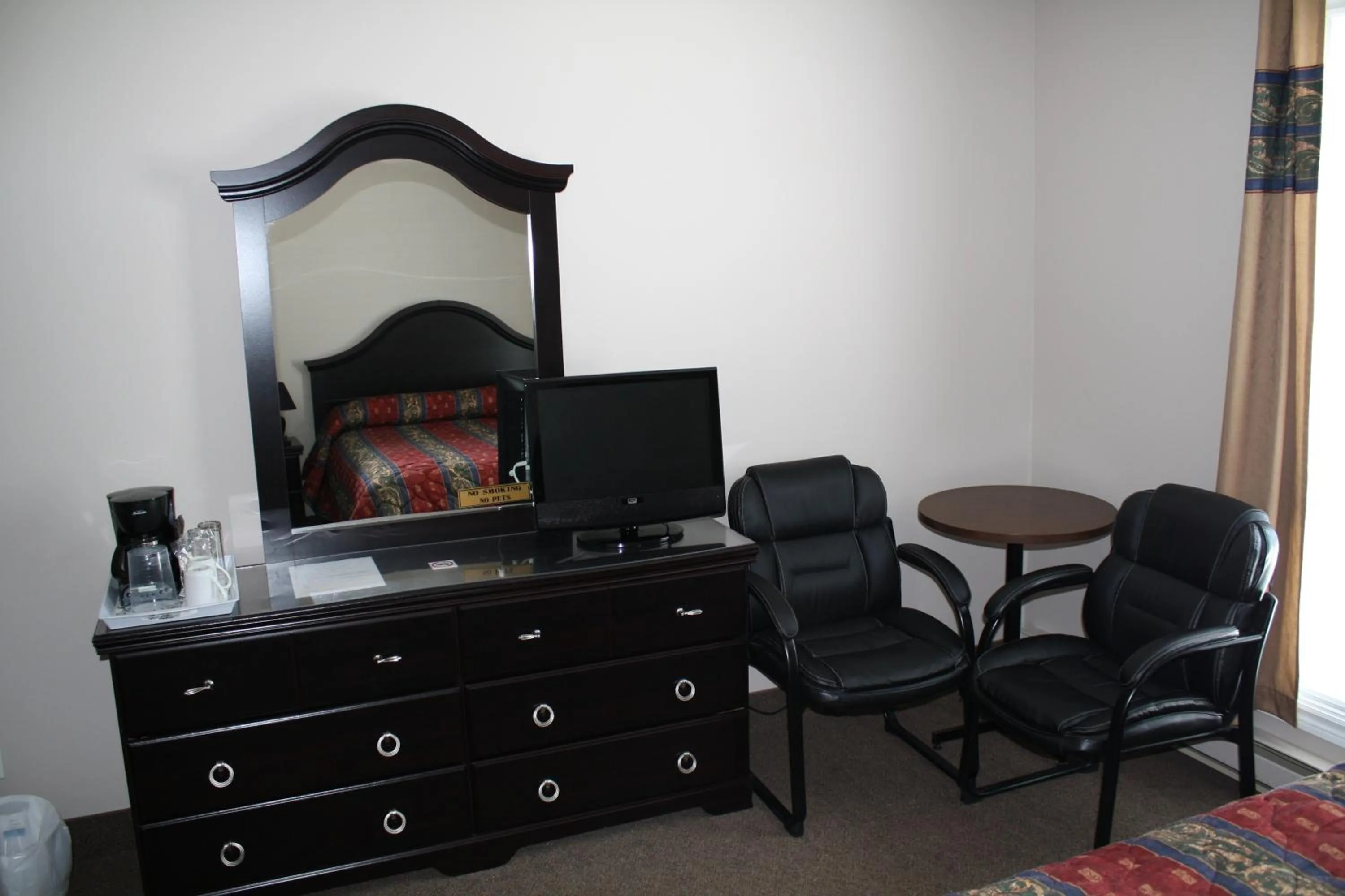 Decorative detail in The Country Inn Motel