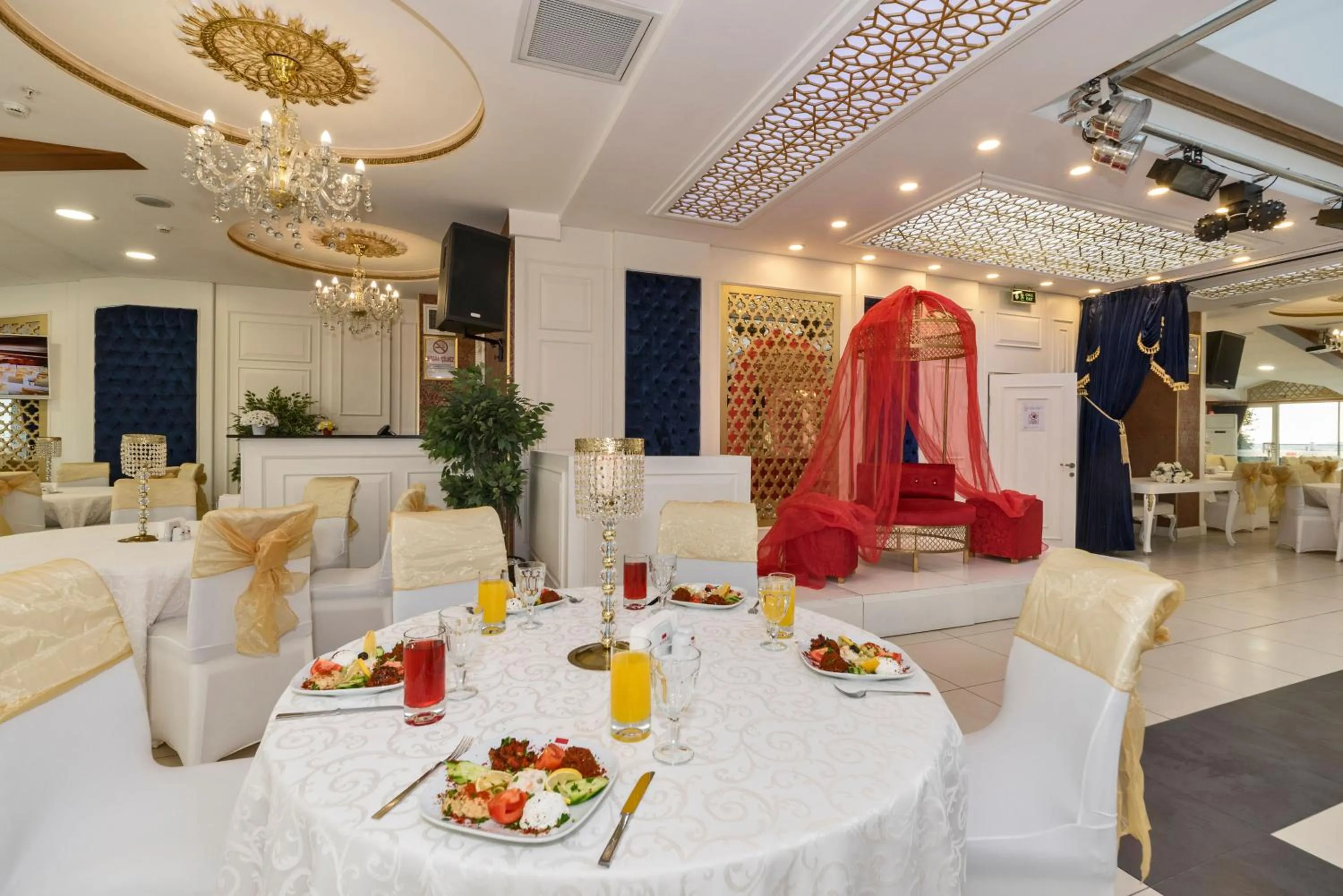 Banquet/Function facilities in Marnas Hotels