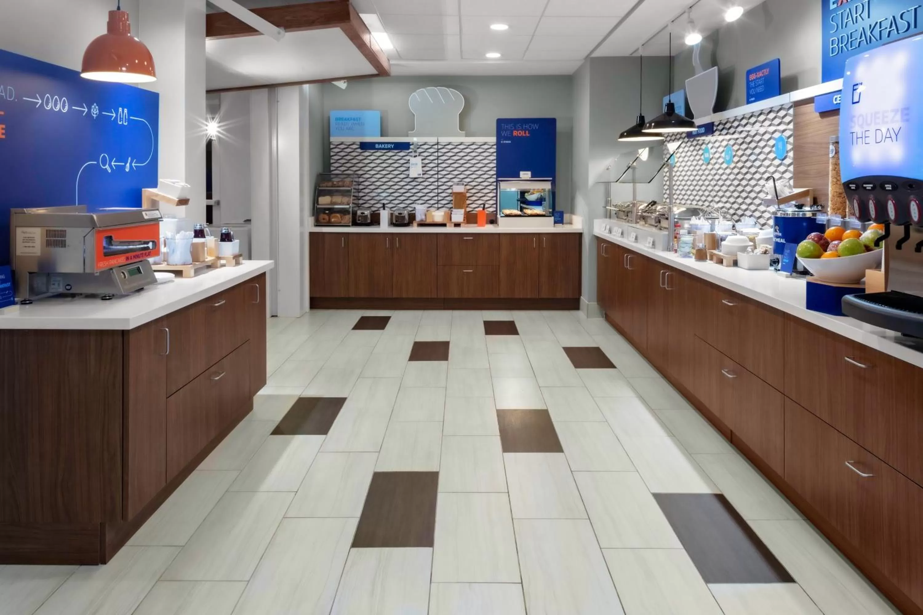 Breakfast in Holiday Inn Express & Suites Wilmington West - Medical Park by IHG