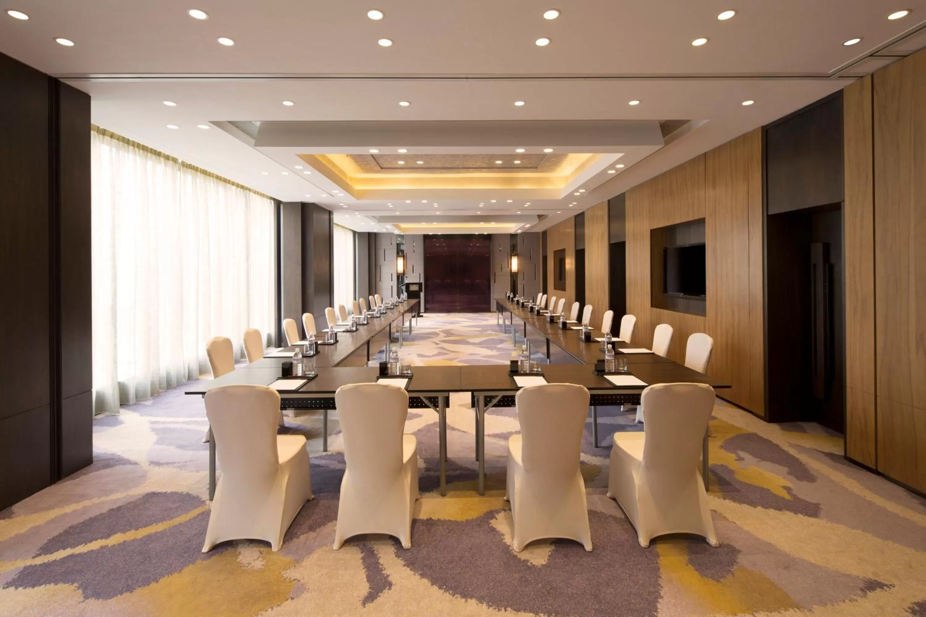 Meeting/conference room in Crowne Plaza Hong Kong Kowloon East by IHG