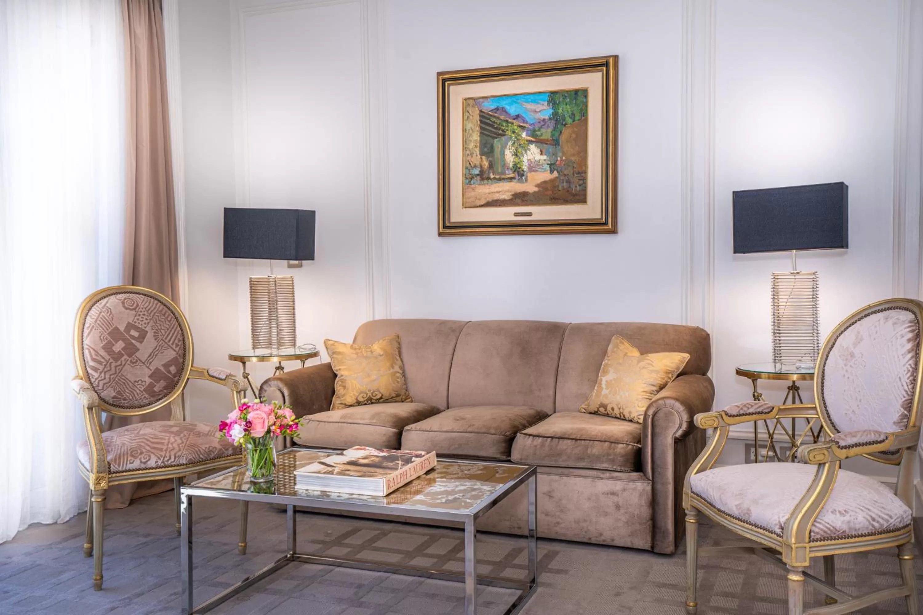 Seating area in Alvear Palace Hotel - Leading Hotels of the World