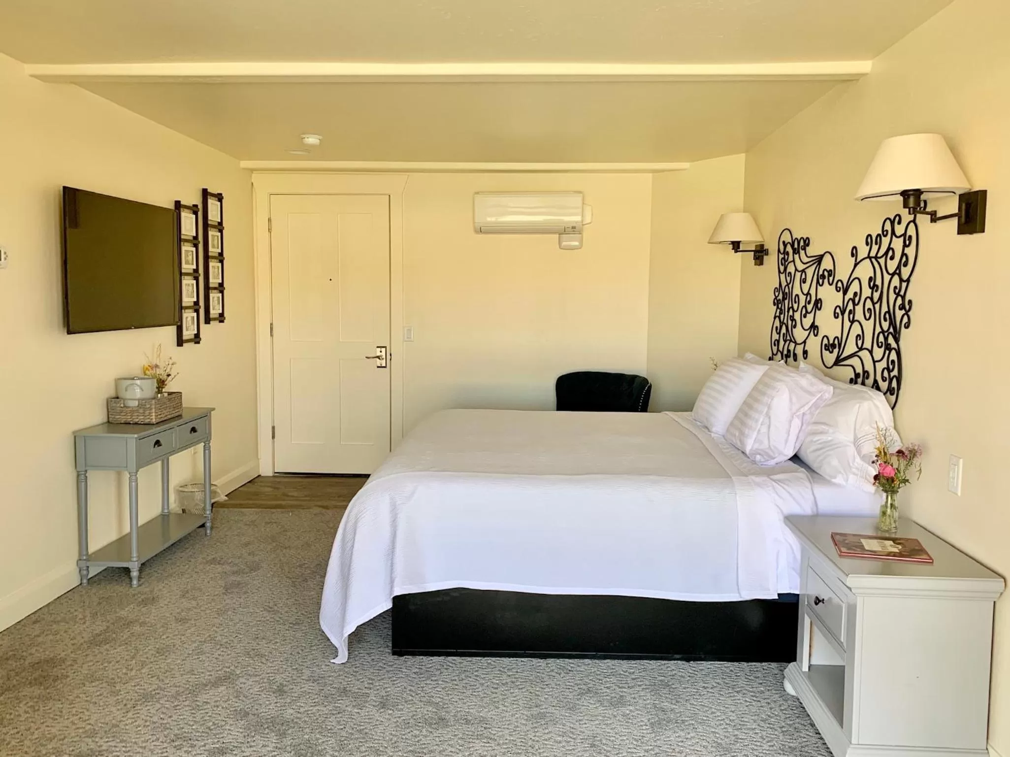 Room Photo in Annie's Place Bed & Breakfast