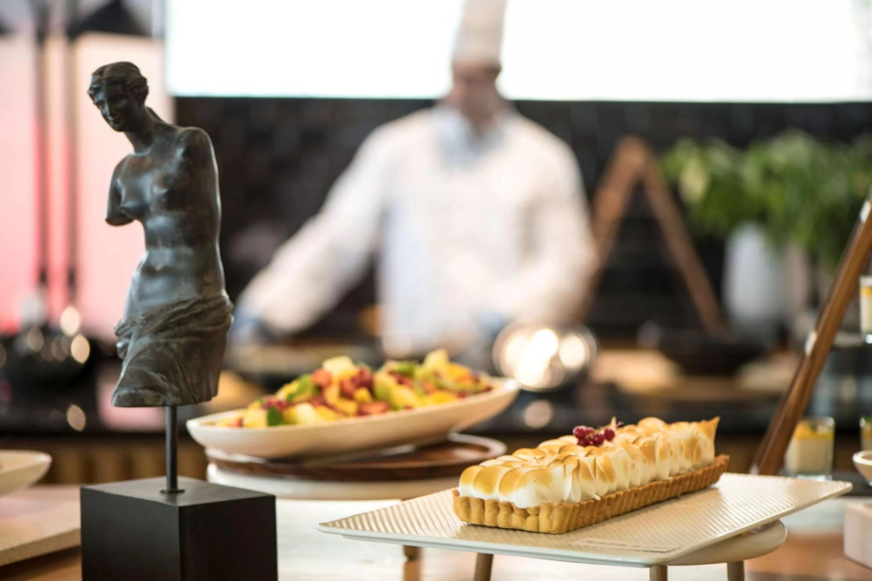 Restaurant/places to eat in Radisson Blu Hotel, Beirut Verdun