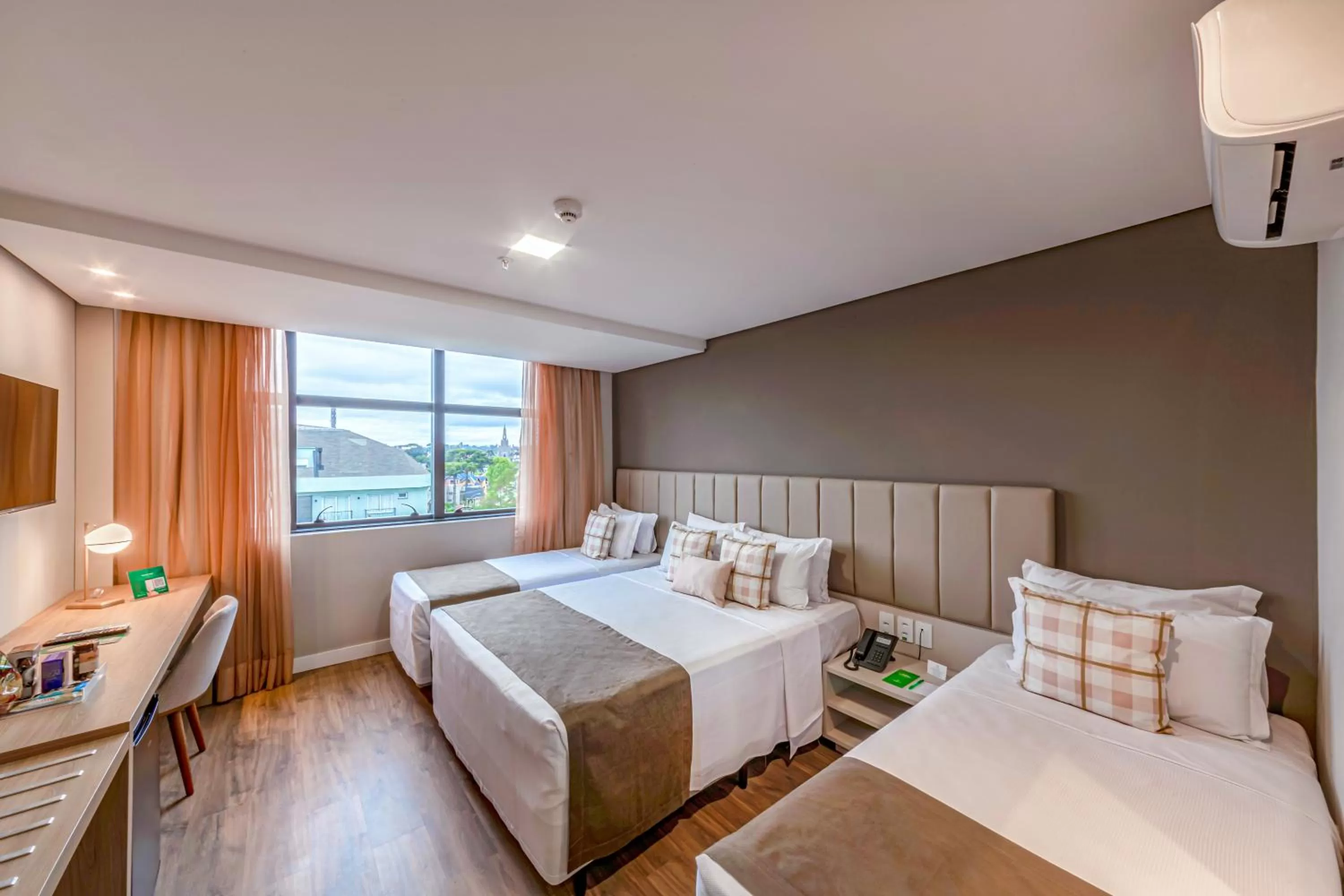 Bedroom, Bed in Laghetto Canela