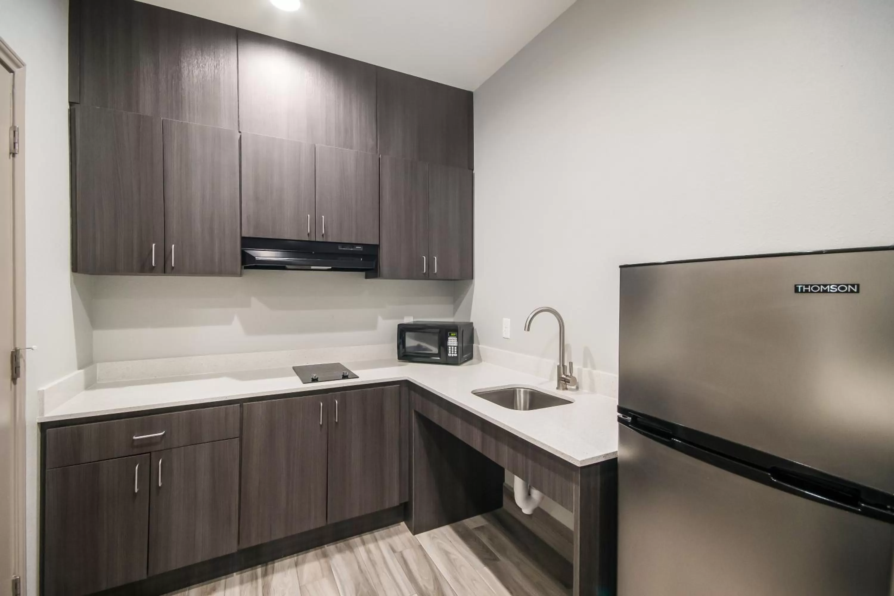 Kitchen or kitchenette in Americas Best Value Inn & Suites Northeast Houston Downtown I-610