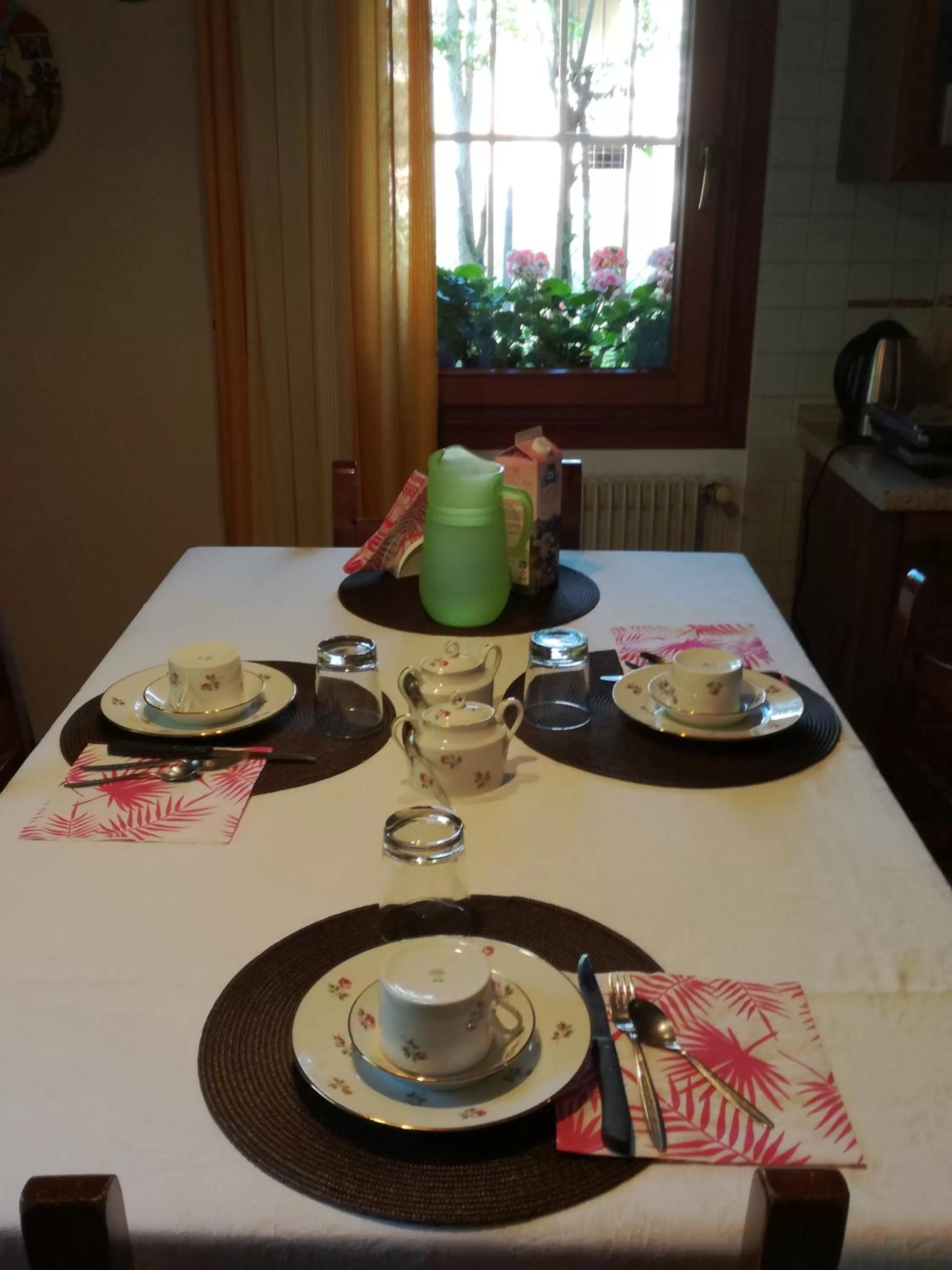 Continental breakfast in B&B LE ORTENSIE
