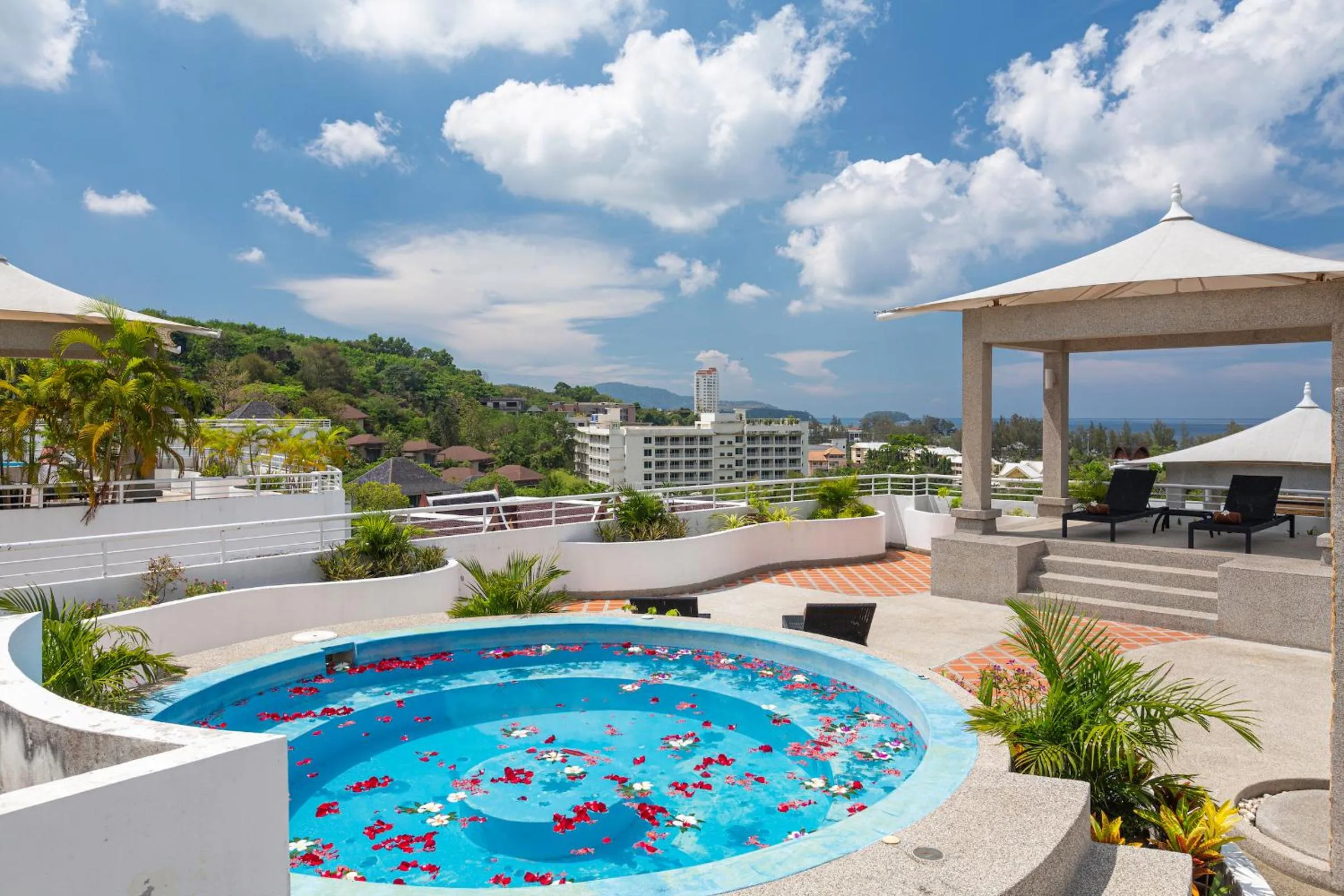 Hot Tub in Phunawa Resort Phuket Karon Beach - SHA Plus