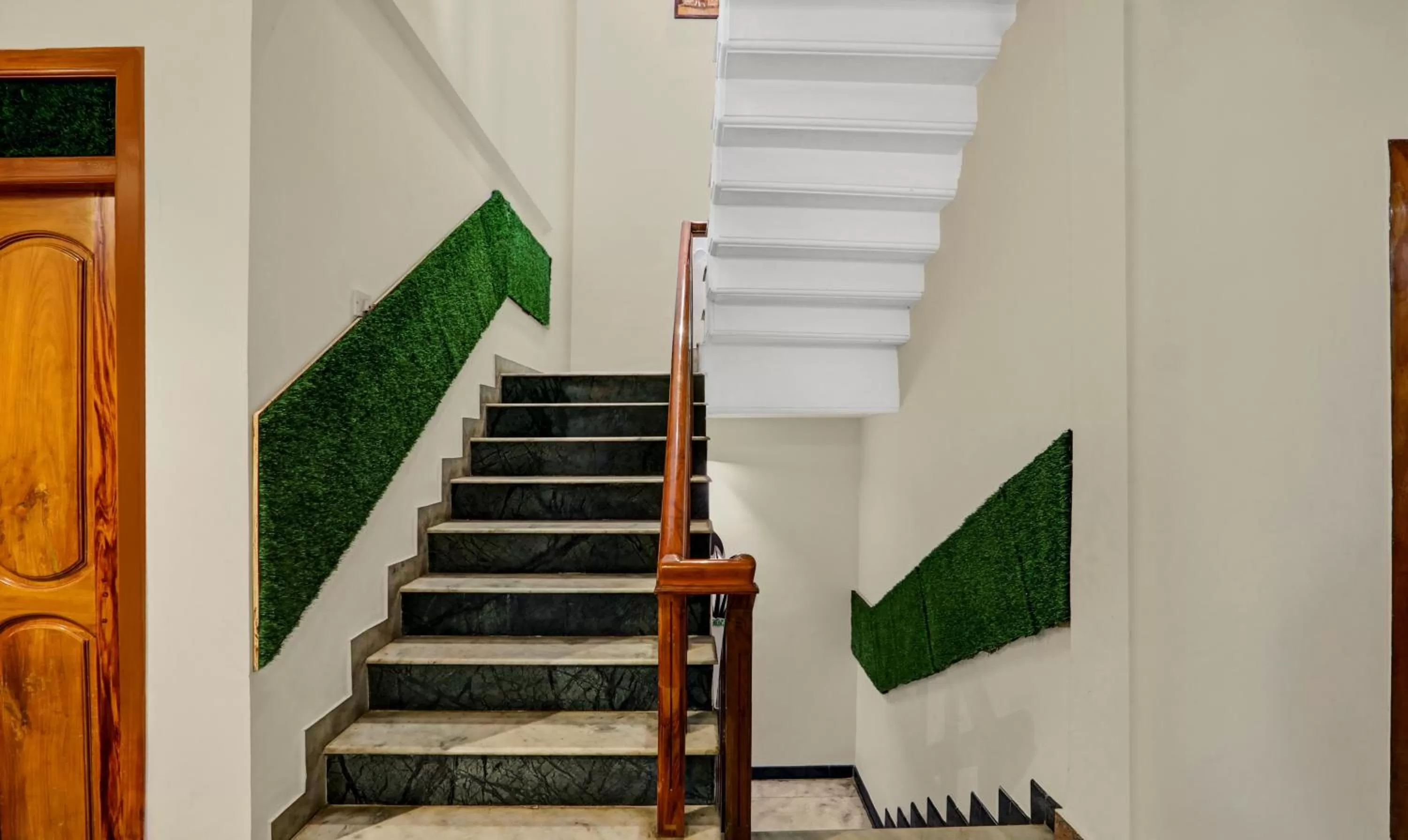 Itsy By Treebo - Anurag Inn