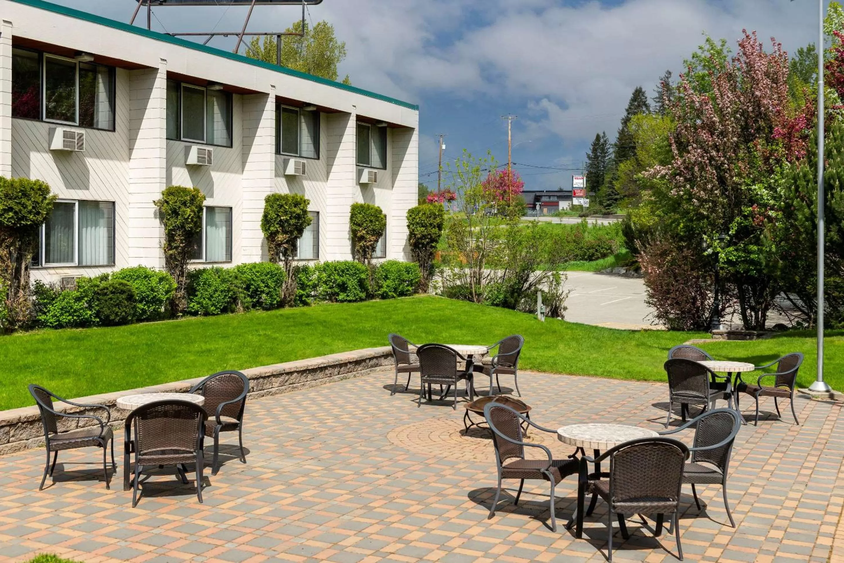Pool view in Prestige Riverside Lodge Quesnel