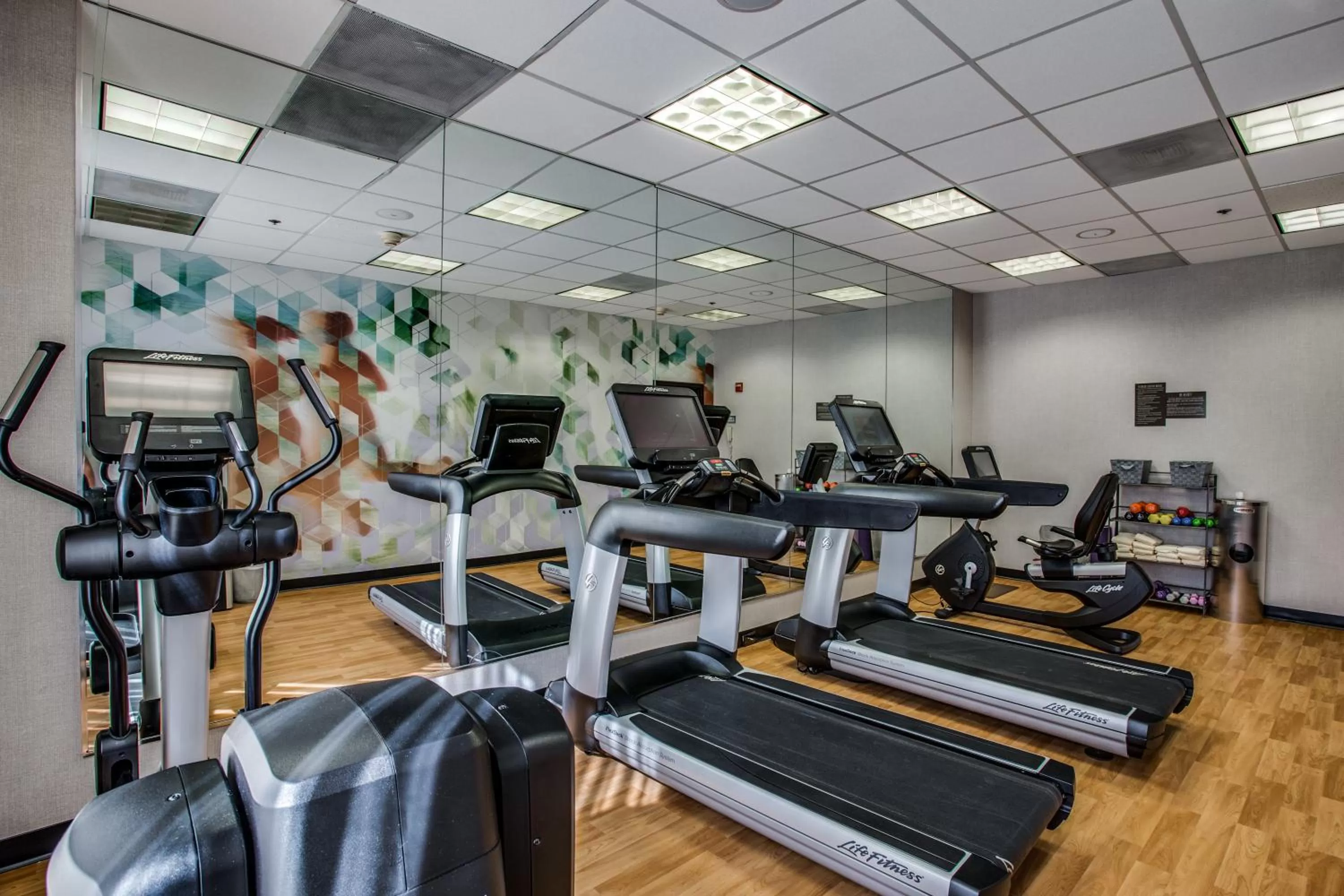 Fitness centre/facilities in Hyatt Place Fort Worth / Cityview