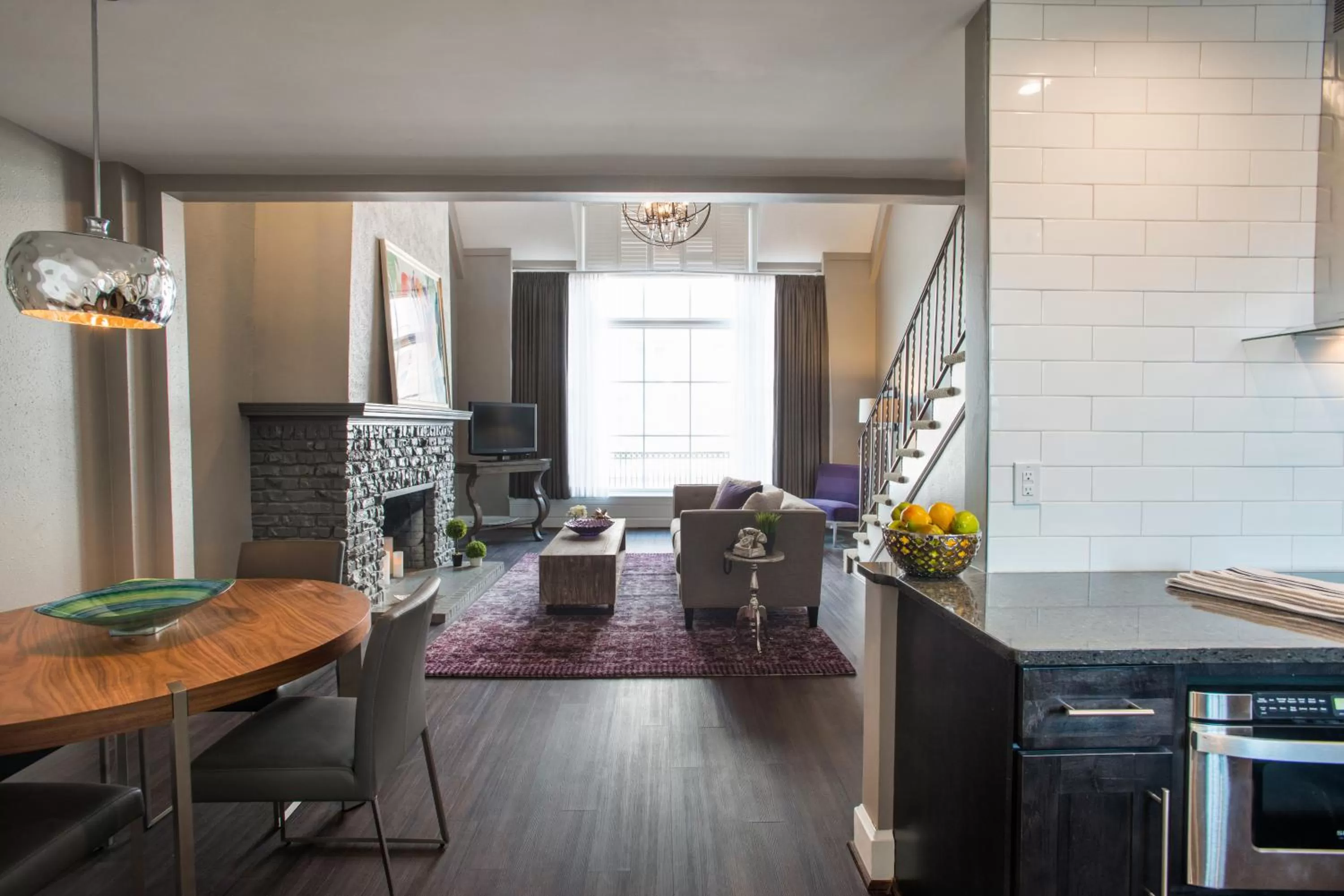 Kitchen or kitchenette in Magnolia Hotel Omaha